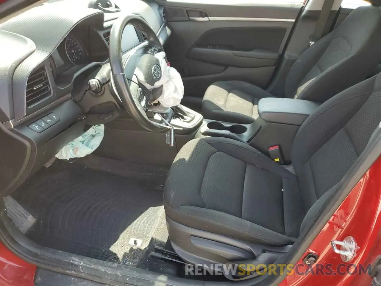 7 Фотография поврежденного автомобиля KMHD84LF2KU874715 HYUNDAI ELANTRA 2019