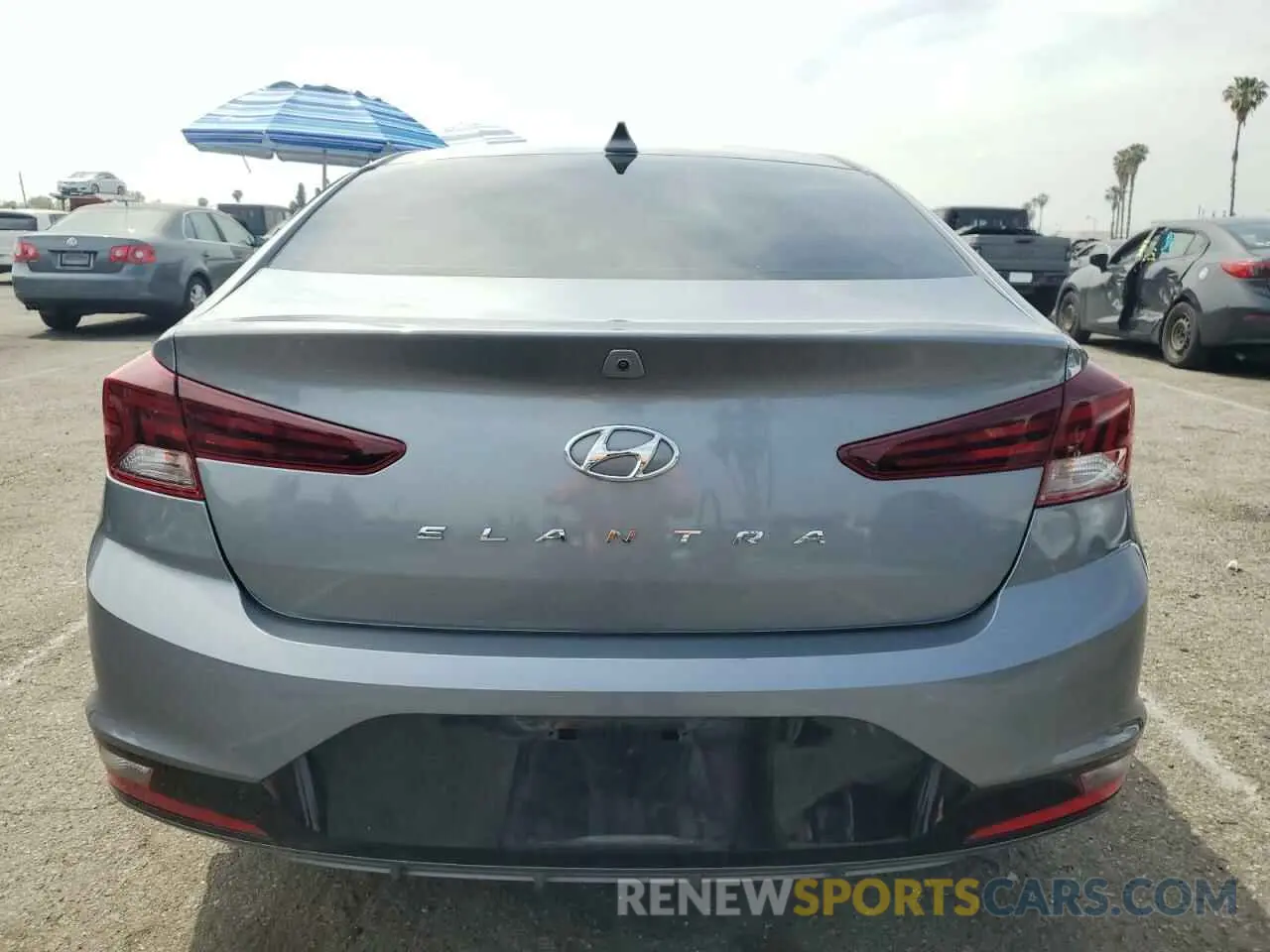 6 Photograph of a damaged car KMHD84LF2KU877758 HYUNDAI ELANTRA 2019