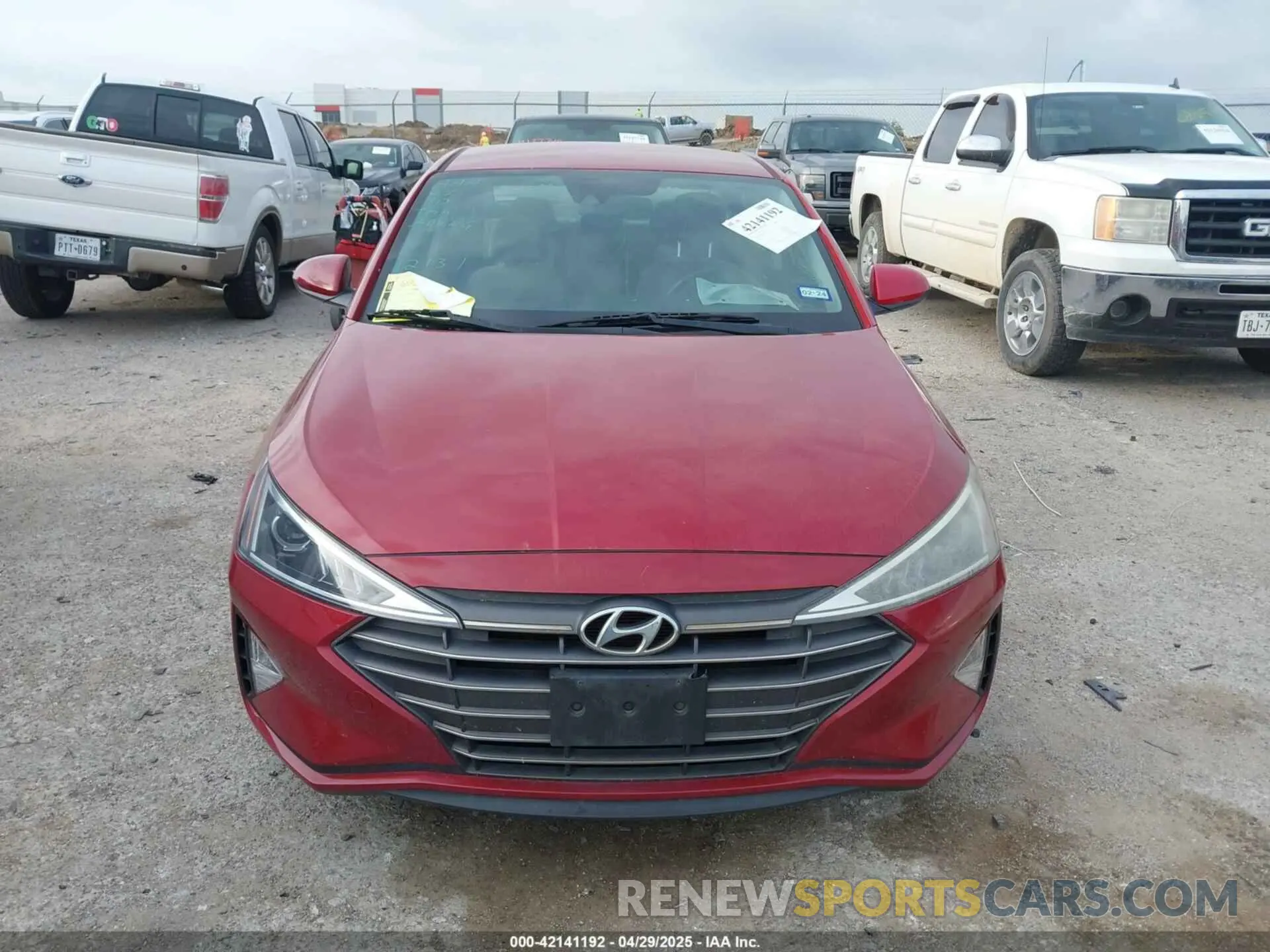 12 Photograph of a damaged car KMHD84LF3KU741672 HYUNDAI ELANTRA 2019