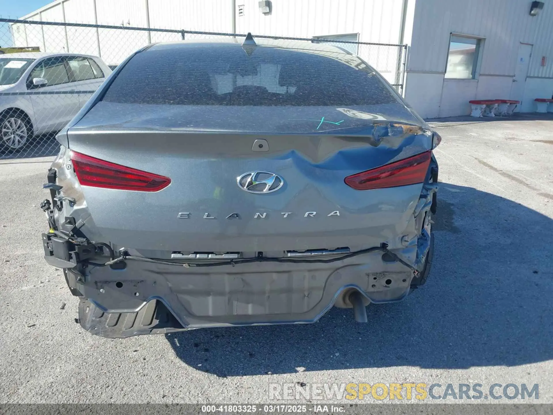 16 Photograph of a damaged car KMHD84LF3KU806116 HYUNDAI ELANTRA 2019