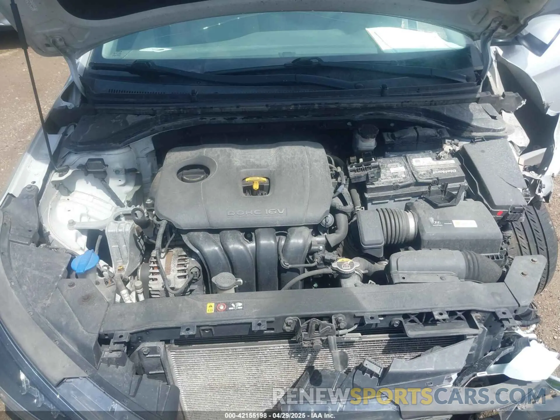 10 Photograph of a damaged car KMHD84LF4KU746265 HYUNDAI ELANTRA 2019