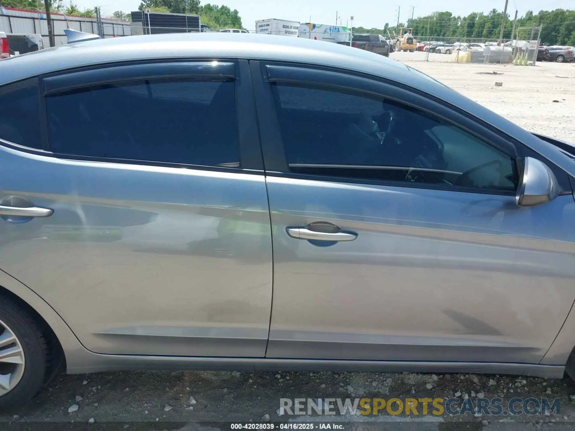 13 Photograph of a damaged car KMHD84LF4KU749229 HYUNDAI ELANTRA 2019