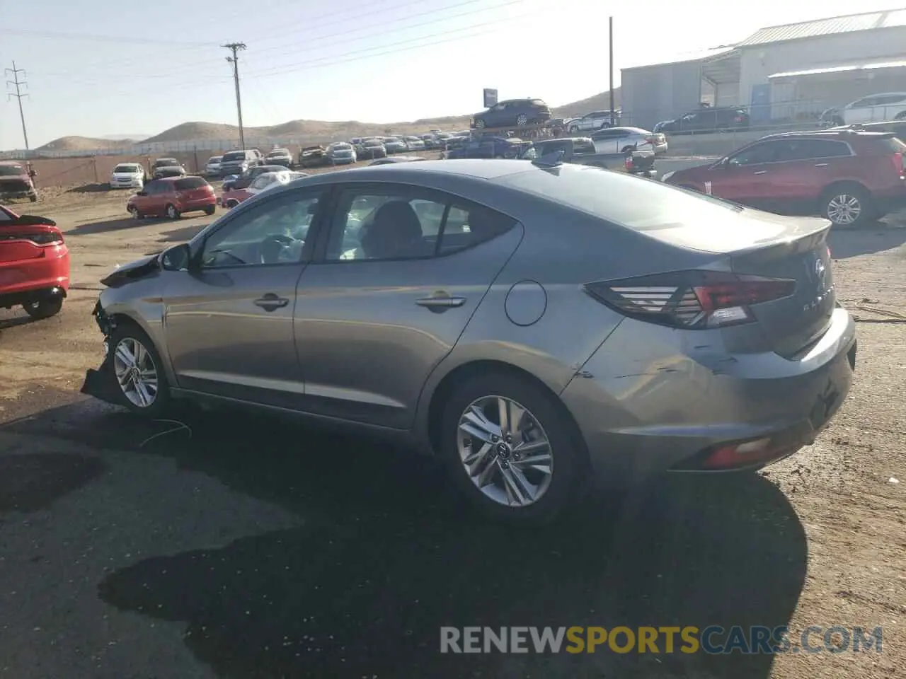 2 Фотография поврежденного автомобиля KMHD84LF4KU772655 HYUNDAI ELANTRA 2019