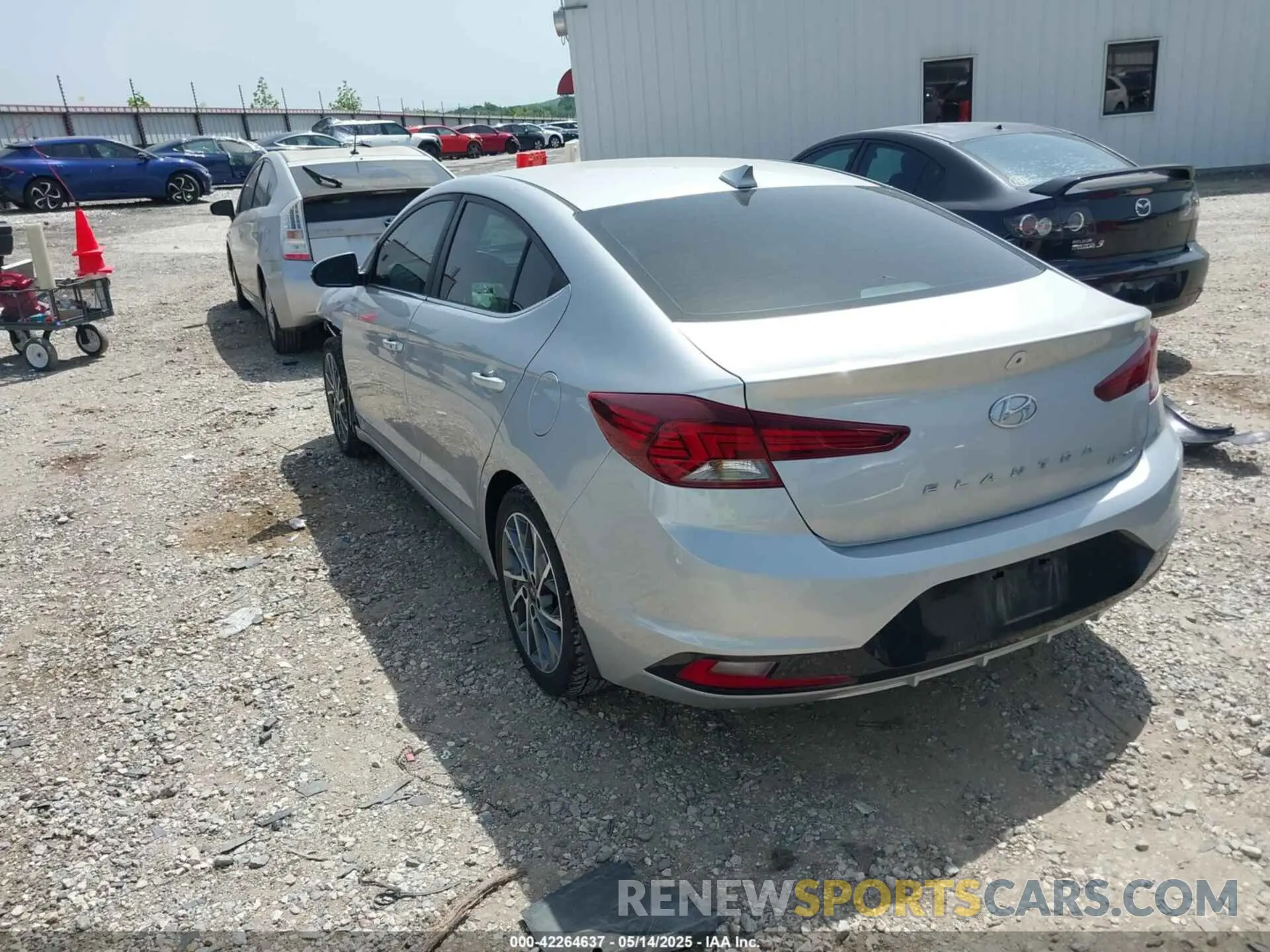 3 Photograph of a damaged car KMHD84LF4KU864915 HYUNDAI ELANTRA 2019