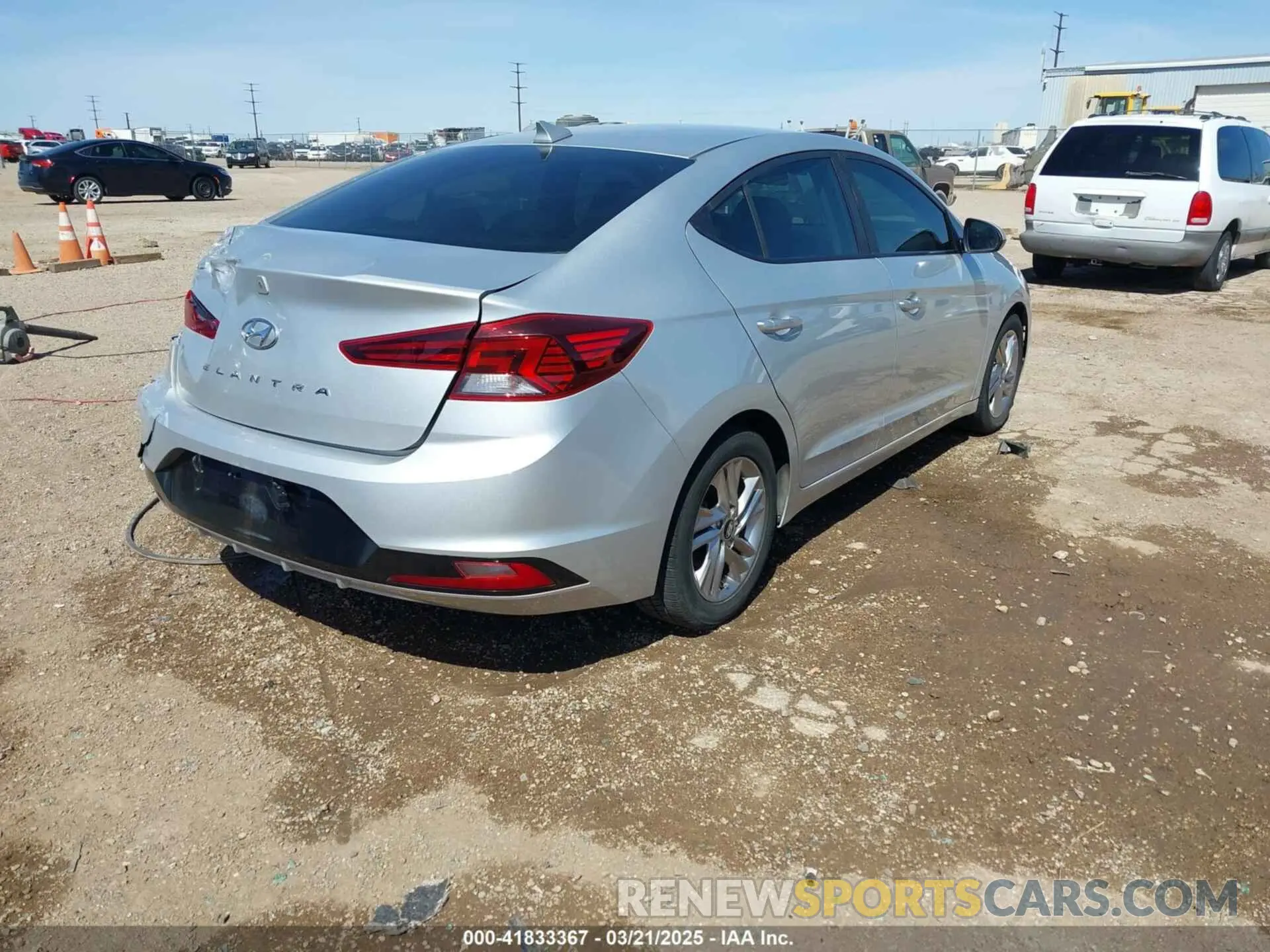 4 Photograph of a damaged car KMHD84LF5KU753192 HYUNDAI ELANTRA 2019