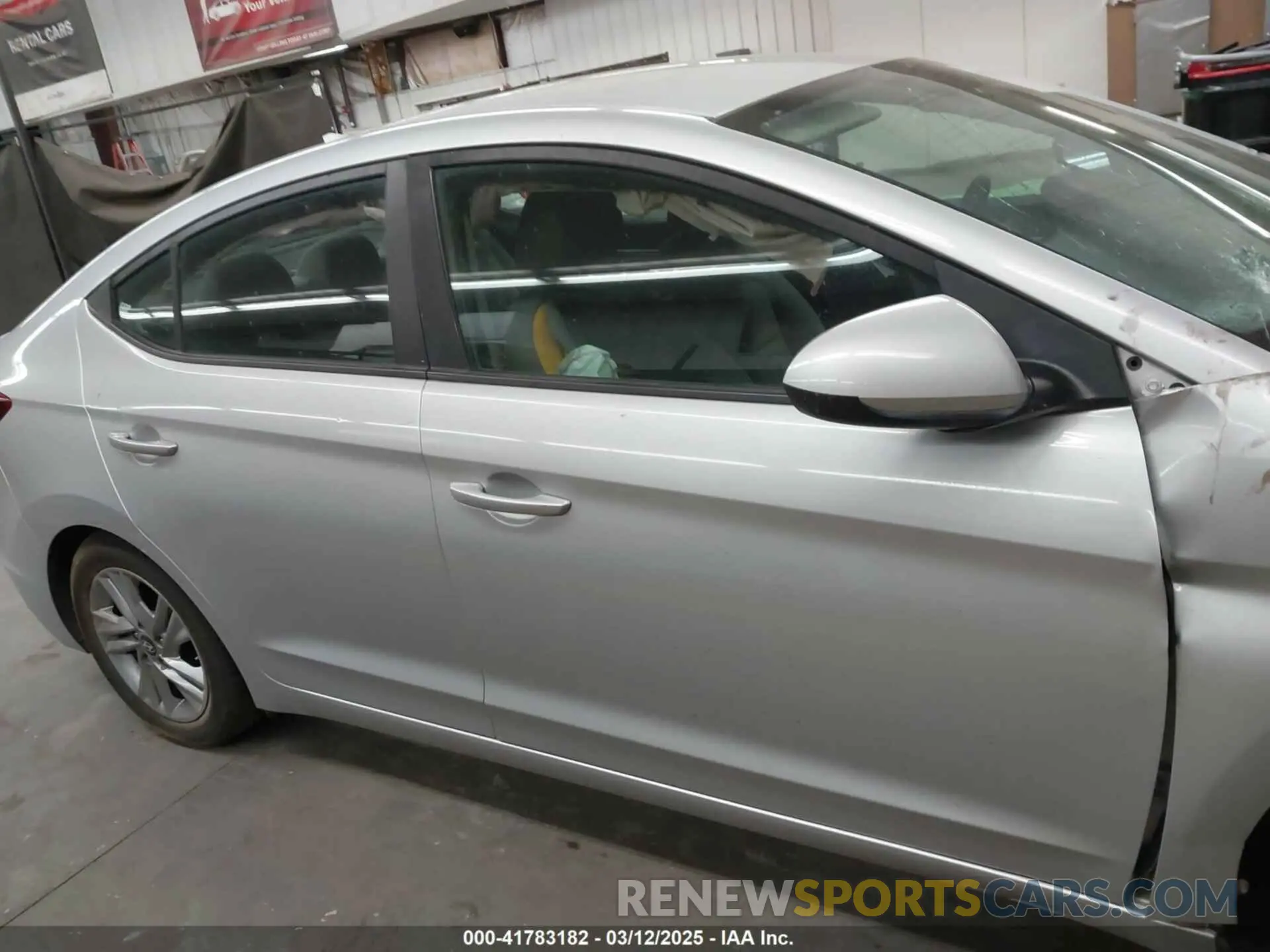 12 Photograph of a damaged car KMHD84LF6KU769398 HYUNDAI ELANTRA 2019