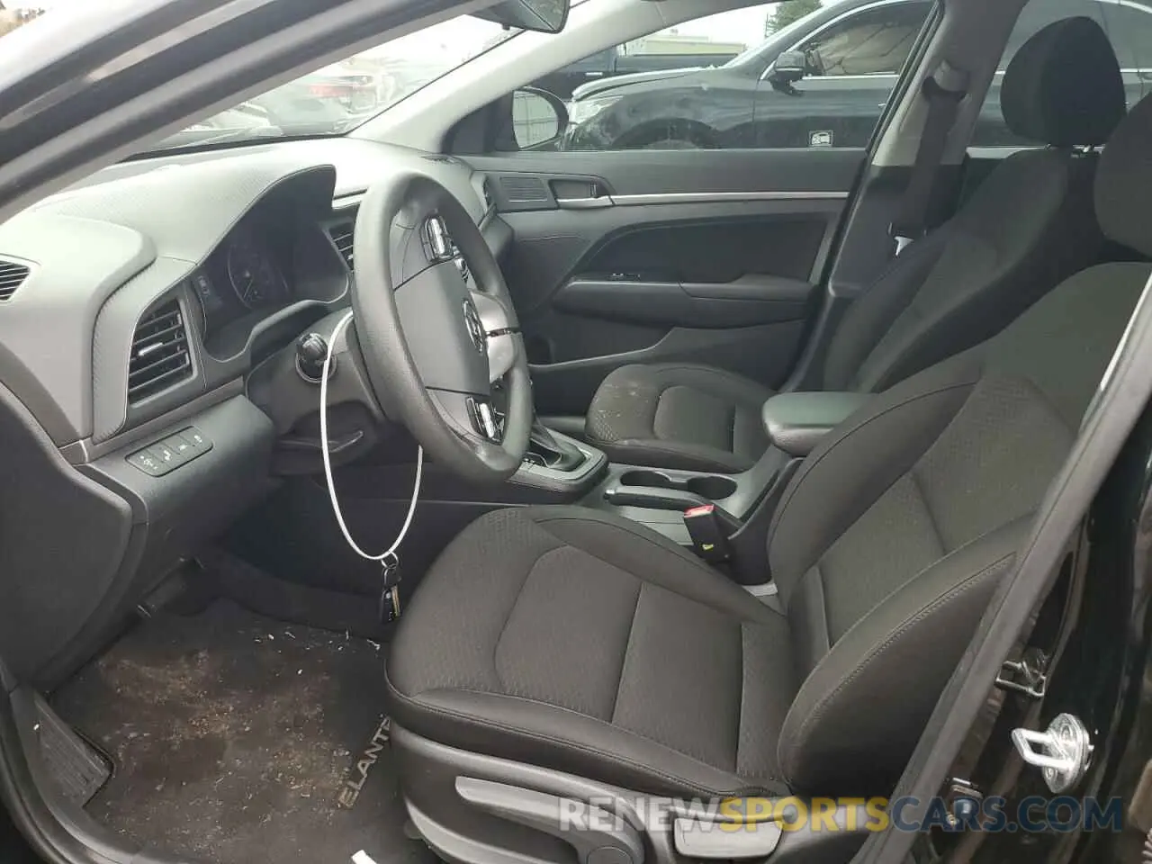 7 Фотография поврежденного автомобиля KMHD84LF6KU784368 HYUNDAI ELANTRA 2019