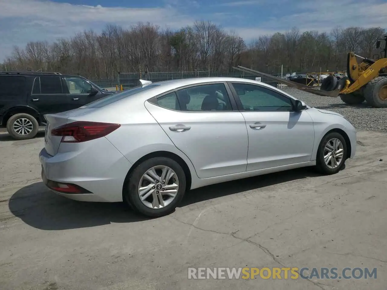 3 Photograph of a damaged car KMHD84LF7KU743750 HYUNDAI ELANTRA 2019