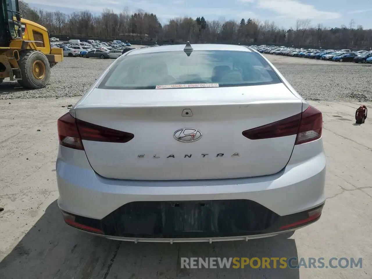 6 Photograph of a damaged car KMHD84LF7KU743750 HYUNDAI ELANTRA 2019
