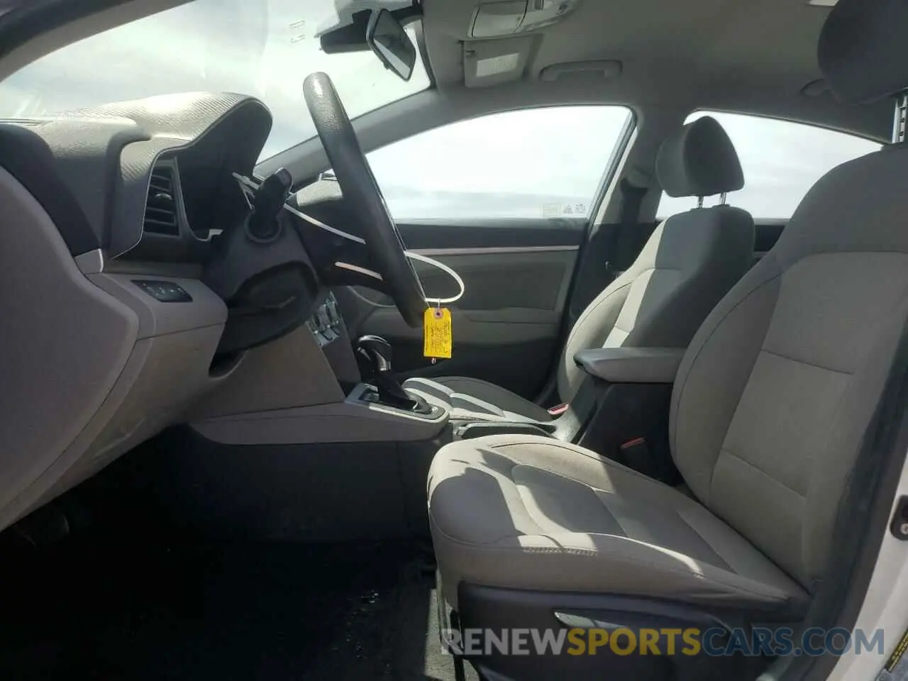 7 Photograph of a damaged car KMHD84LF7KU743750 HYUNDAI ELANTRA 2019