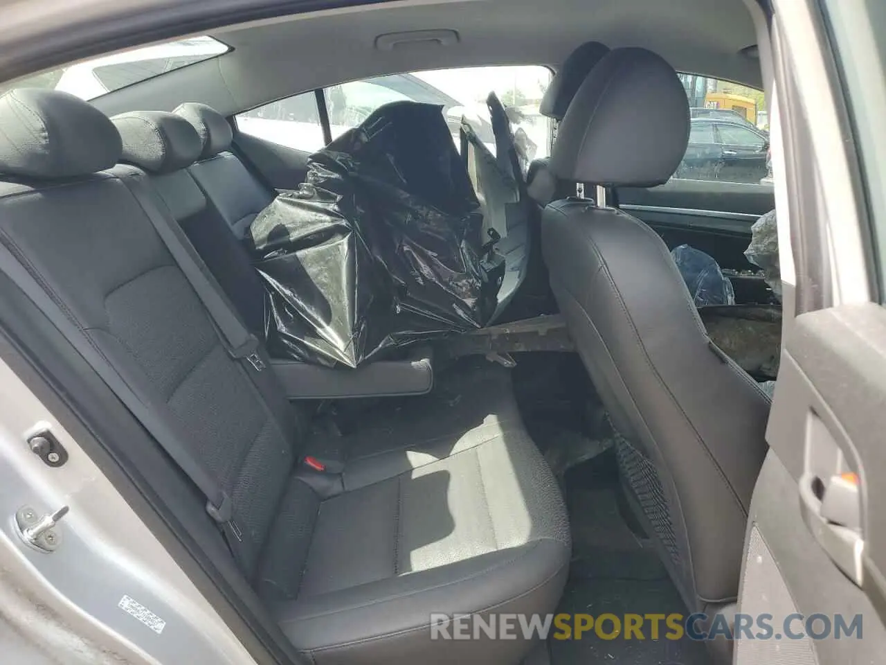 10 Photograph of a damaged car KMHD84LF7KU854217 HYUNDAI ELANTRA 2019