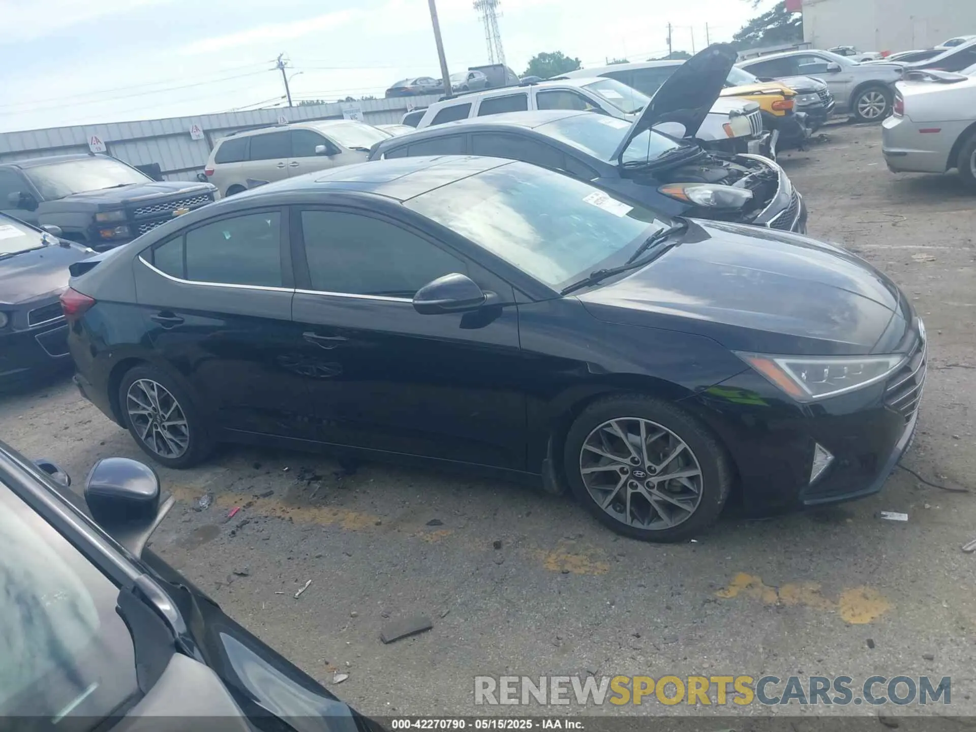 13 Photograph of a damaged car KMHD84LF7KU859465 HYUNDAI ELANTRA 2019