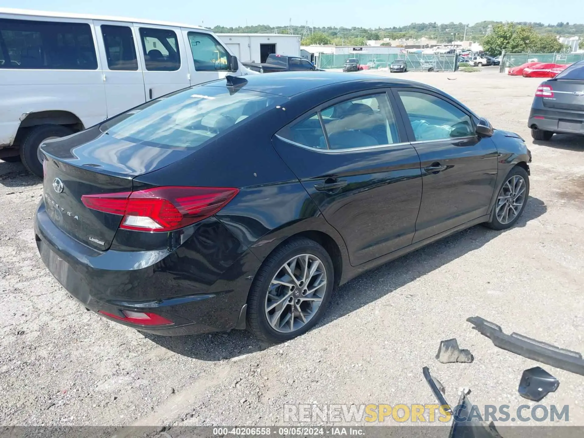 4 Фотография поврежденного автомобиля KMHD84LF7KU862253 HYUNDAI ELANTRA 2019