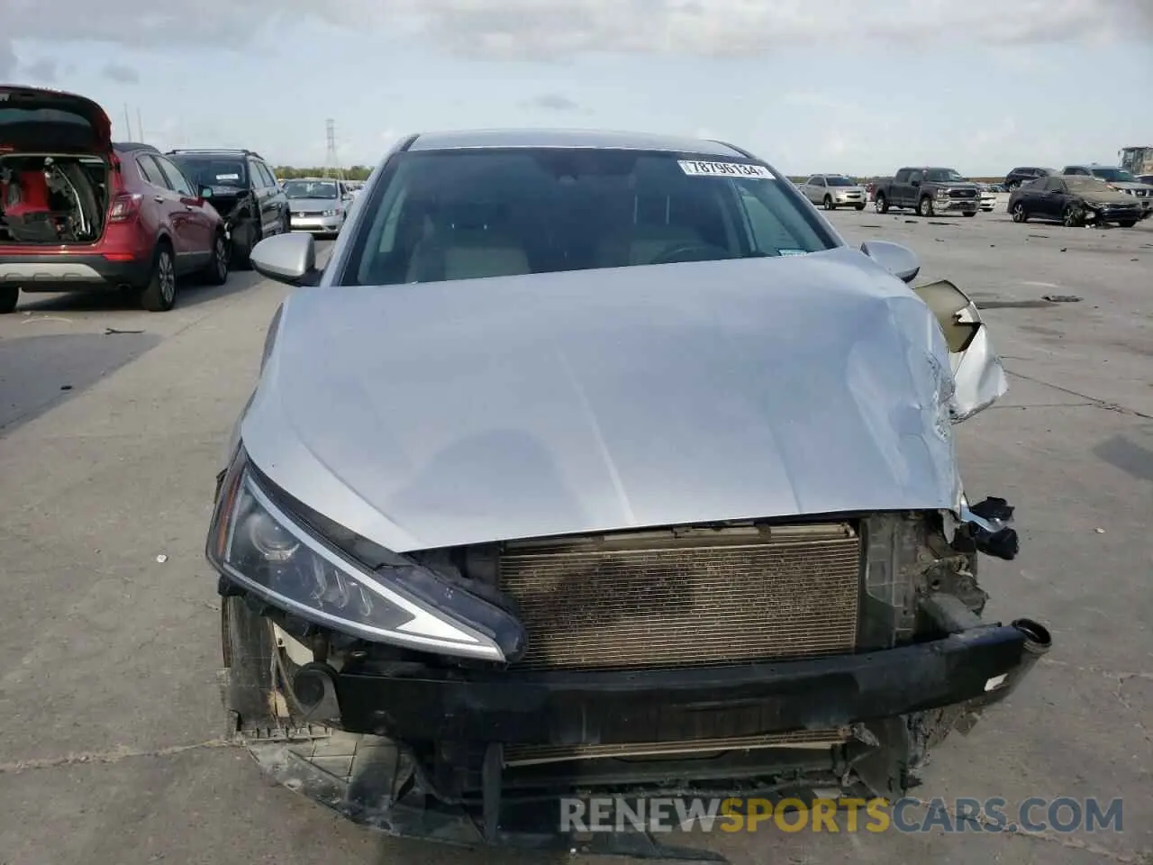 5 Photograph of a damaged car KMHD84LF8KU756023 HYUNDAI ELANTRA 2019