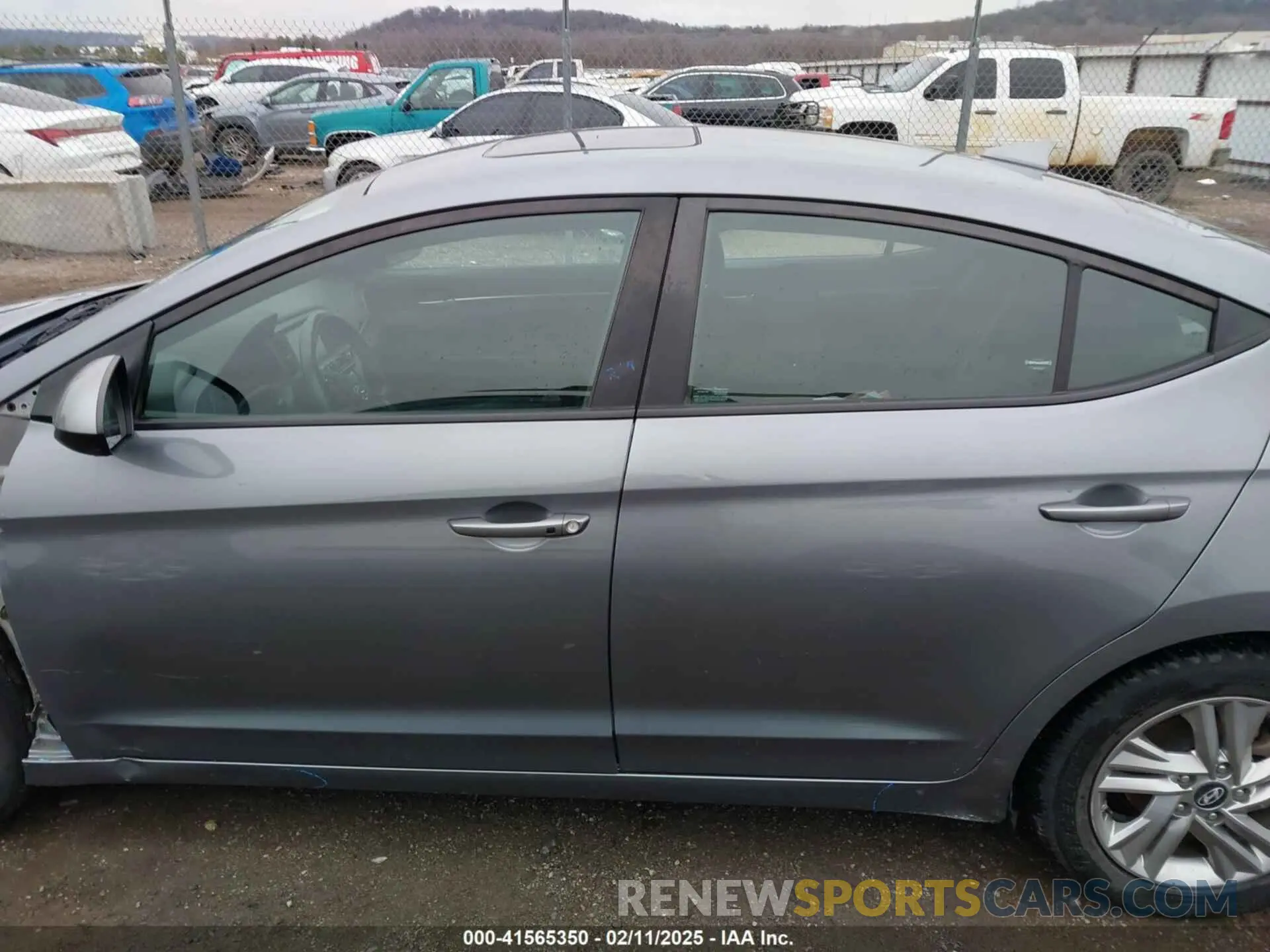 15 Photograph of a damaged car KMHD84LF8KU833554 HYUNDAI ELANTRA 2019