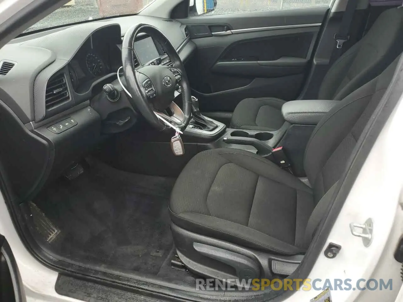 7 Photograph of a damaged car KMHD84LF8KU881586 HYUNDAI ELANTRA 2019