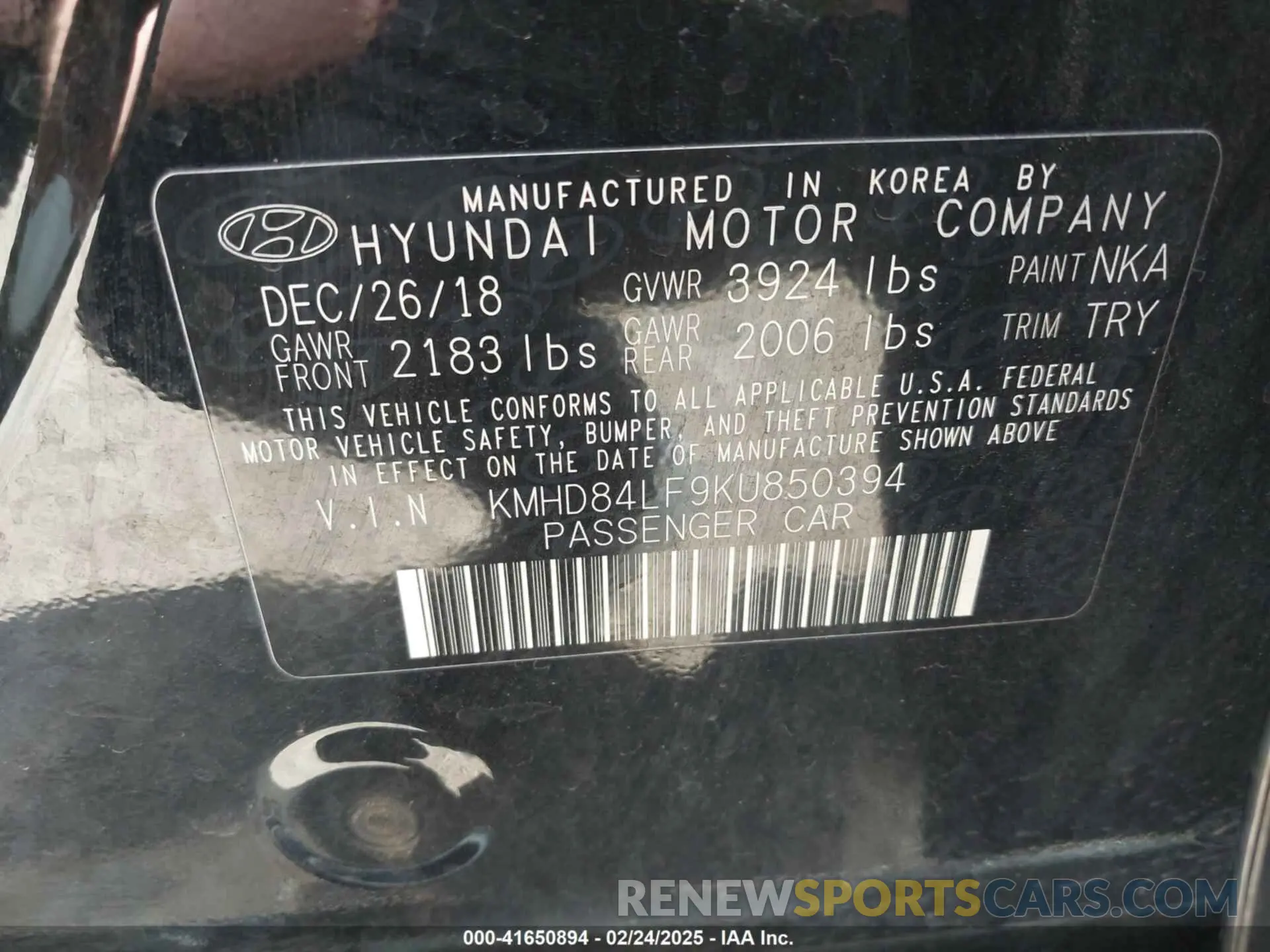 9 Photograph of a damaged car KMHD84LF9KU850394 HYUNDAI ELANTRA 2019