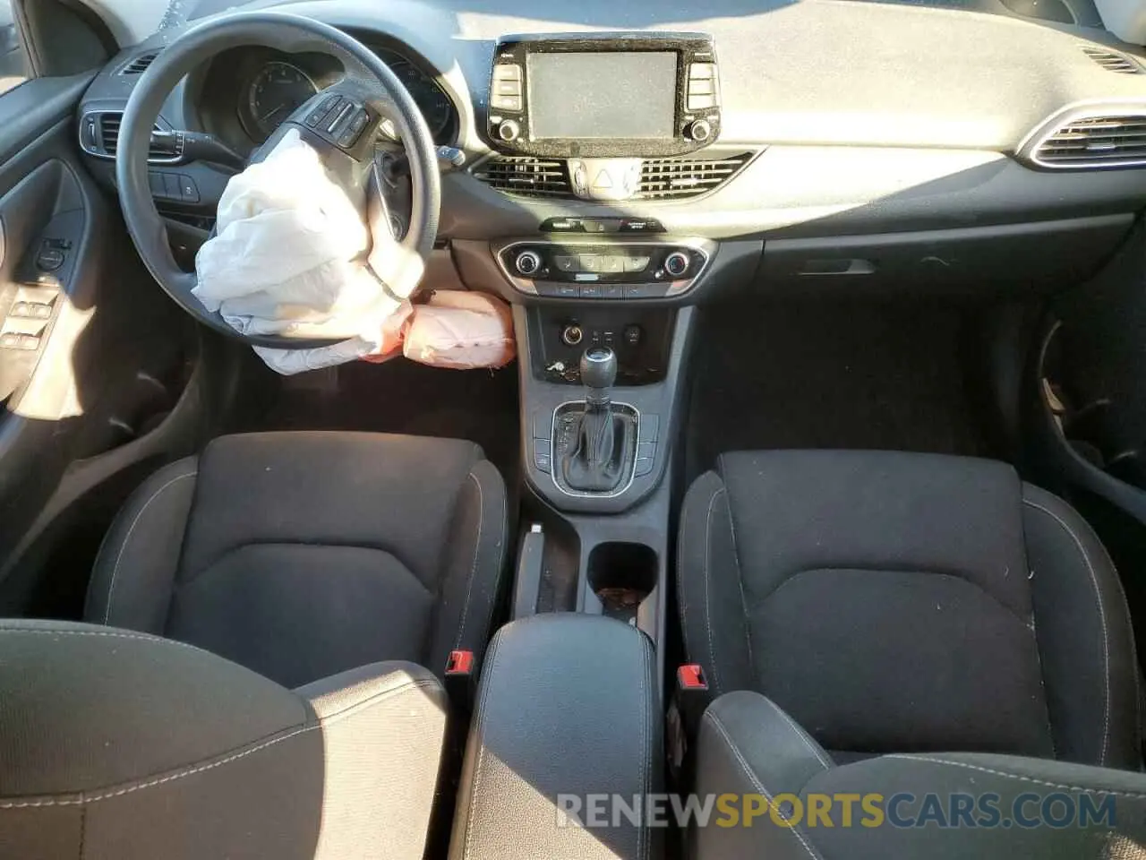 8 Photograph of a damaged car KMHH35LE1KU094735 HYUNDAI ELANTRA 2019
