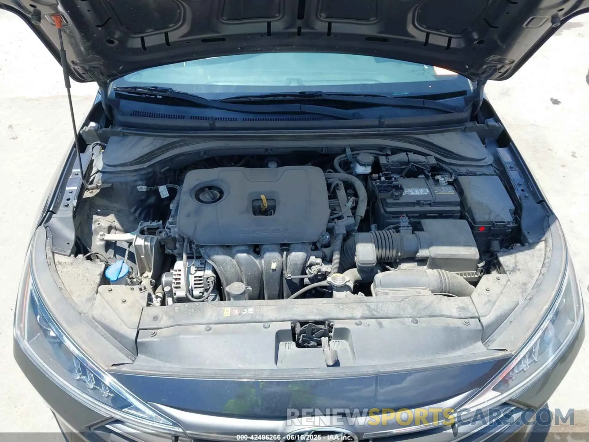 10 Photograph of a damaged car 5NPD74LF0LH593080 HYUNDAI ELANTRA 2020