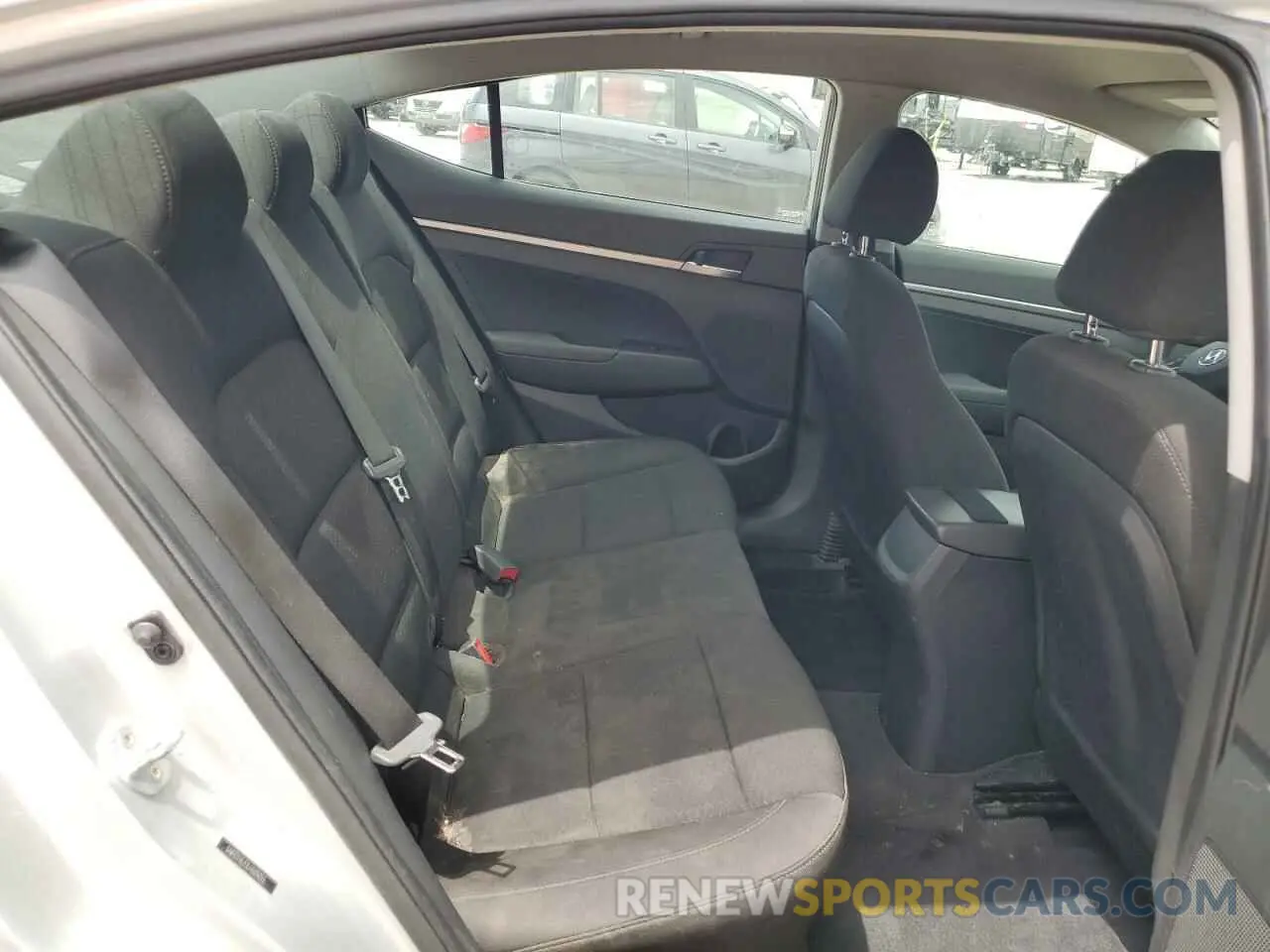 10 Фотография поврежденного автомобиля 5NPD74LF1LH505055 HYUNDAI ELANTRA 2020