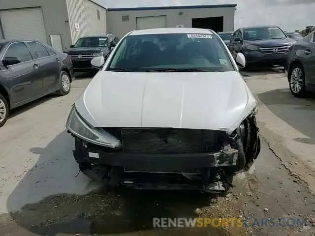 13 Photograph of a damaged car 5NPD74LF1LH602921 HYUNDAI ELANTRA 2020