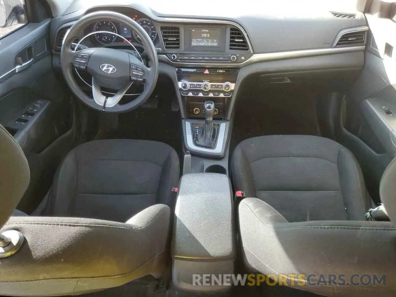 8 Photograph of a damaged car 5NPD74LF2LH502083 HYUNDAI ELANTRA 2020
