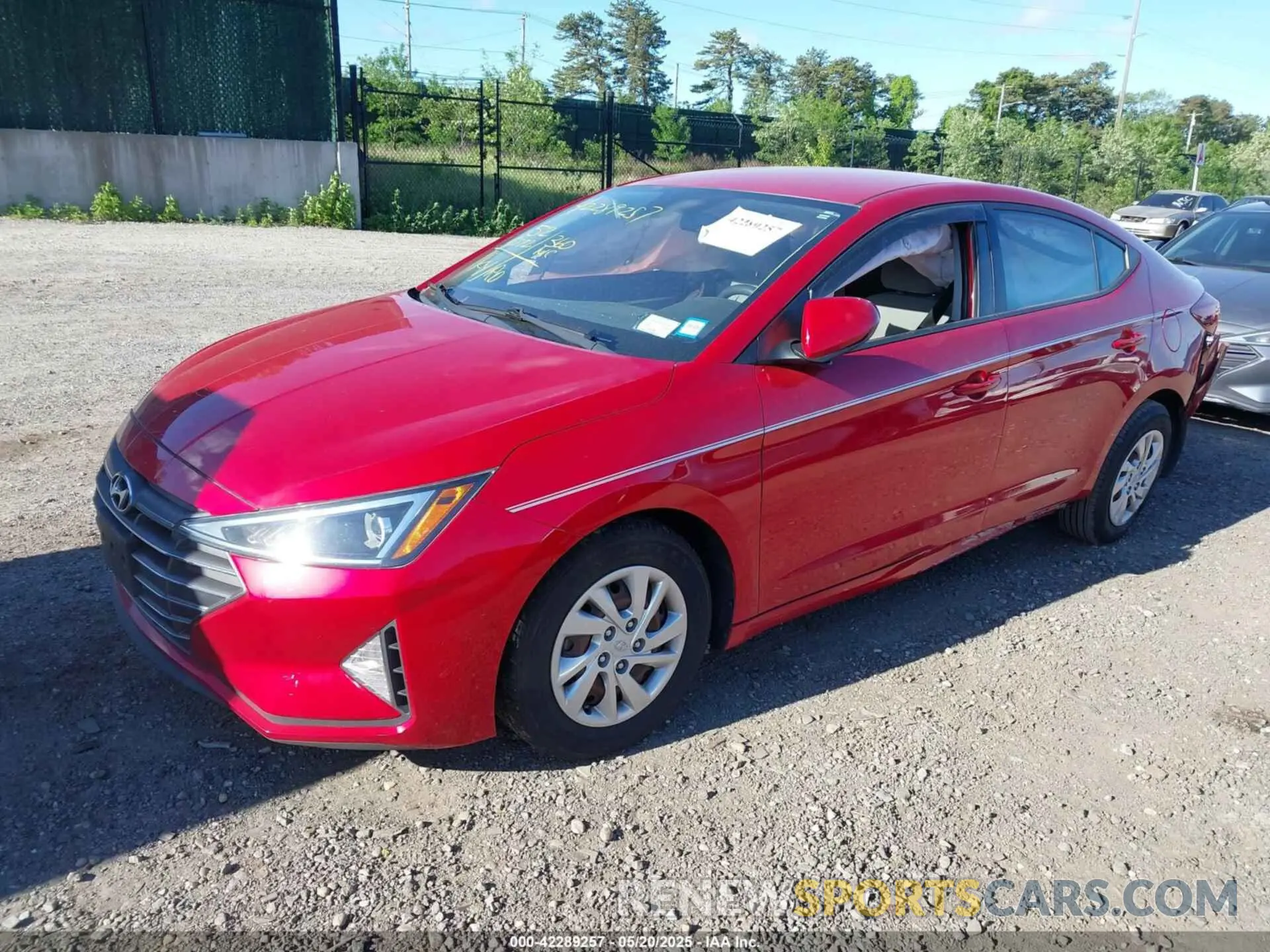 2 Photograph of a damaged car 5NPD74LF2LH617525 HYUNDAI ELANTRA 2020