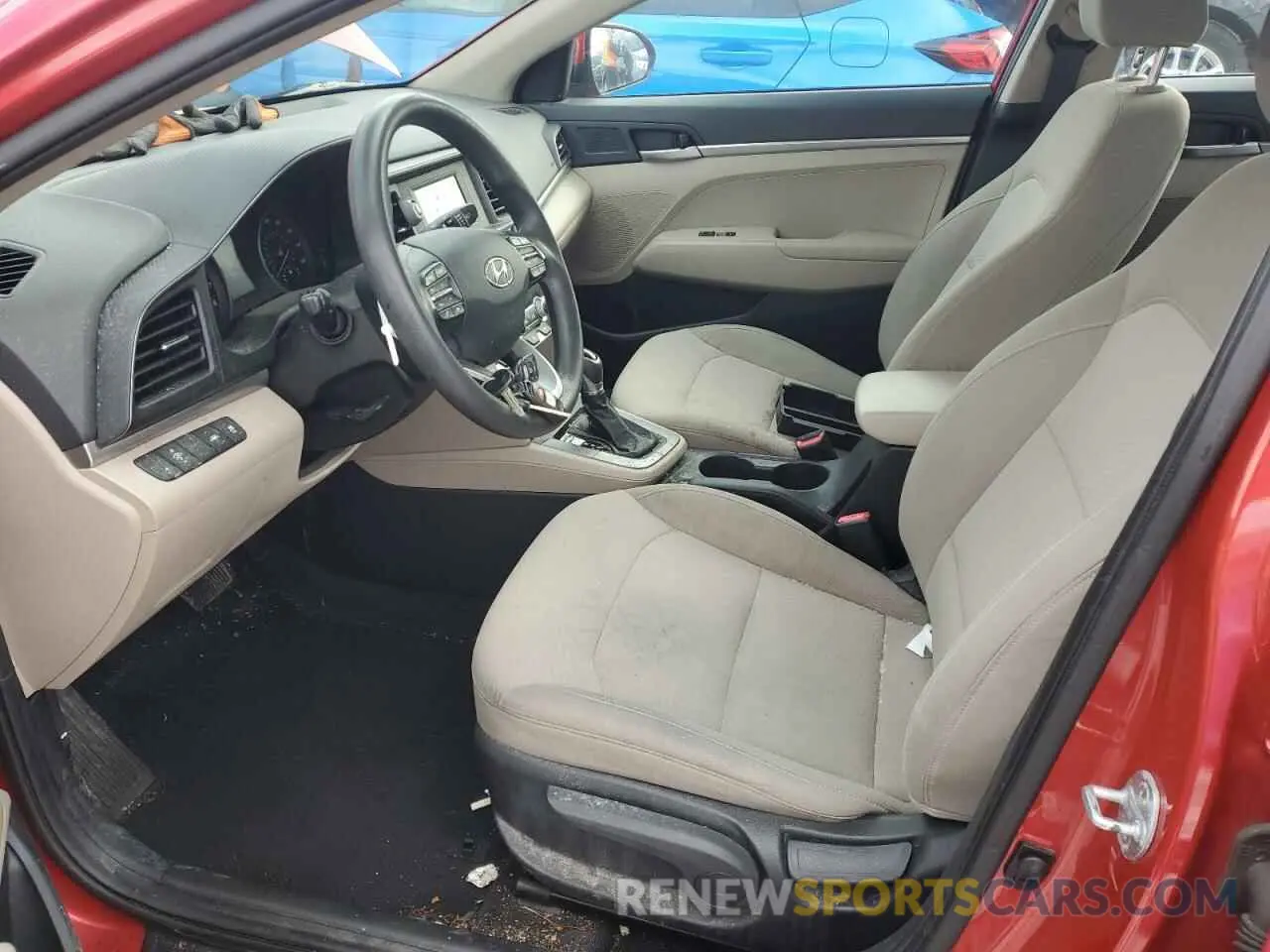 7 Photograph of a damaged car 5NPD74LF2LH620506 HYUNDAI ELANTRA 2020