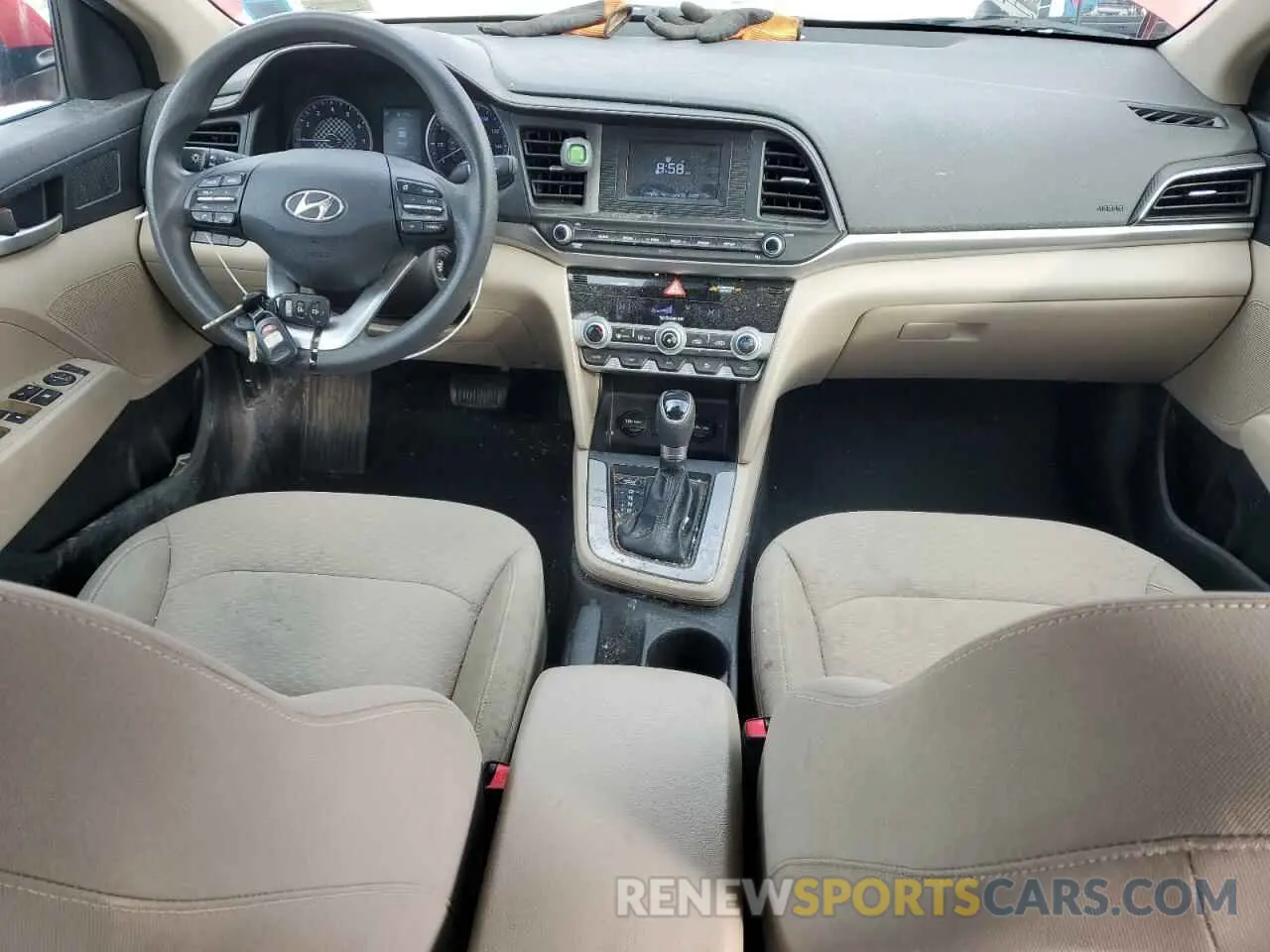 8 Photograph of a damaged car 5NPD74LF2LH620506 HYUNDAI ELANTRA 2020