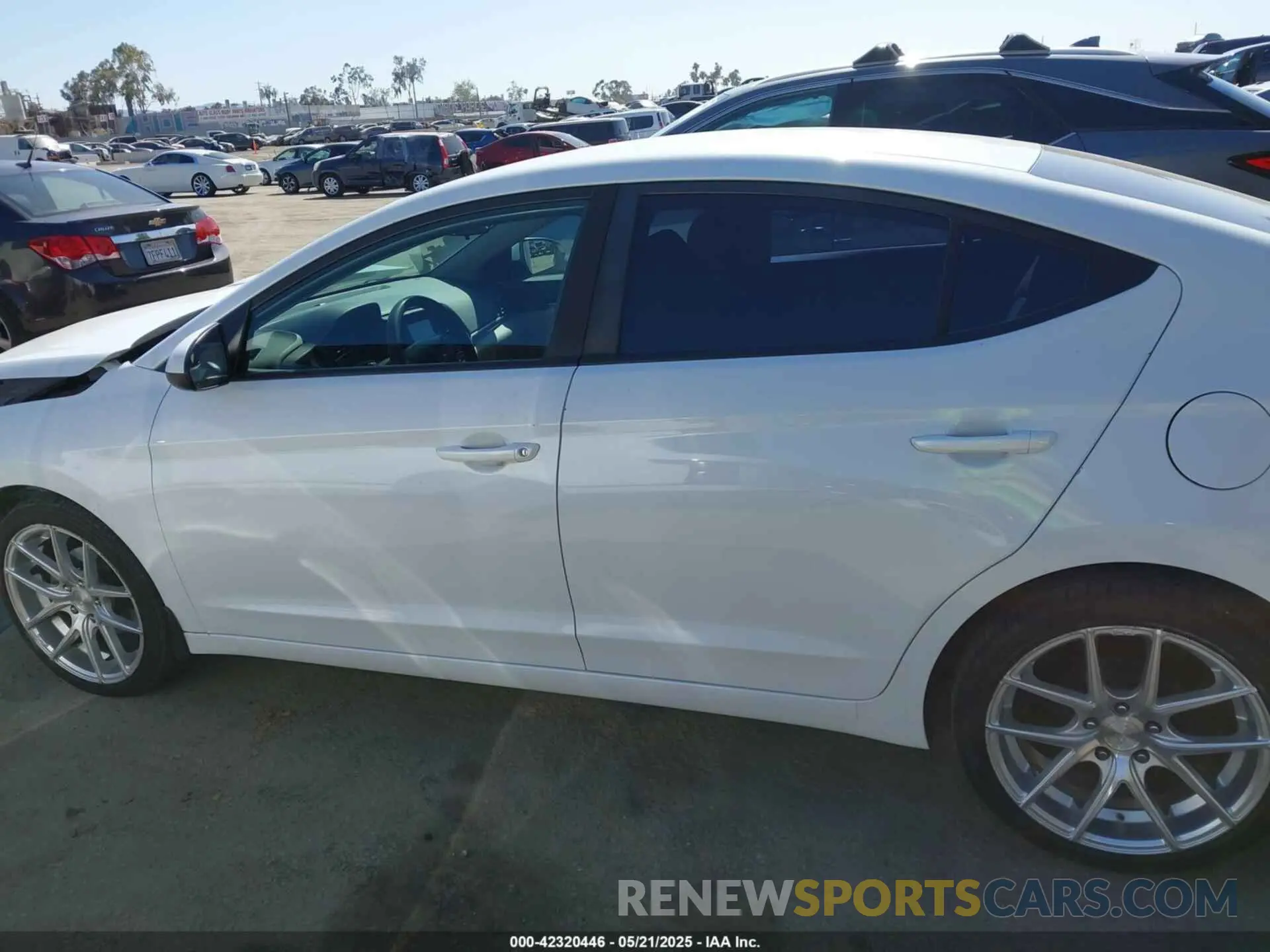 14 Photograph of a damaged car 5NPD74LF3LH503856 HYUNDAI ELANTRA 2020