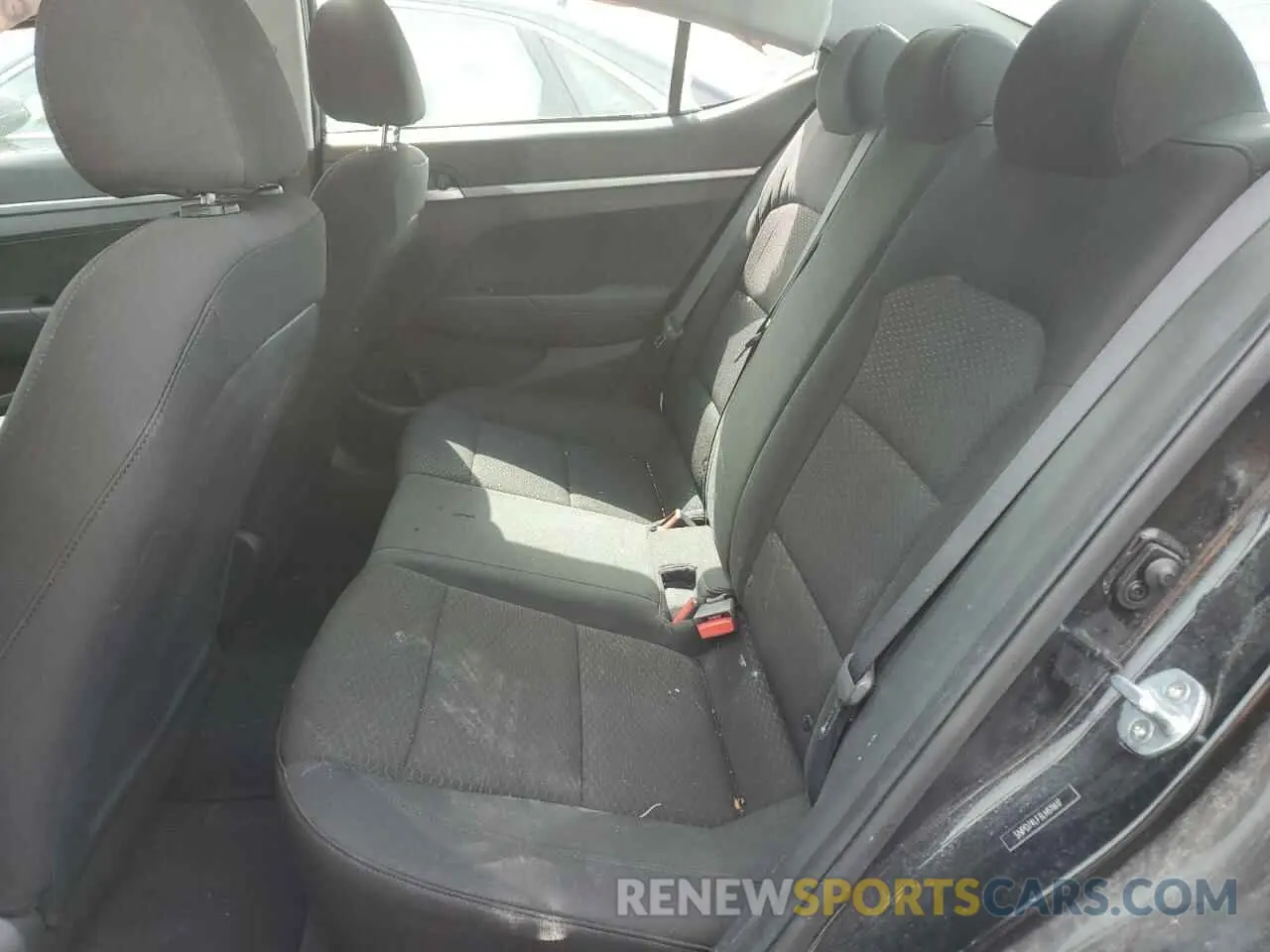 10 Фотография поврежденного автомобиля 5NPD74LF3LH511617 HYUNDAI ELANTRA 2020