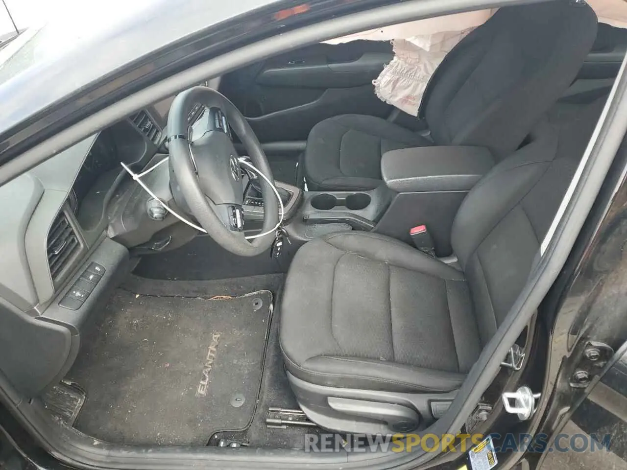7 Фотография поврежденного автомобиля 5NPD74LF3LH511617 HYUNDAI ELANTRA 2020