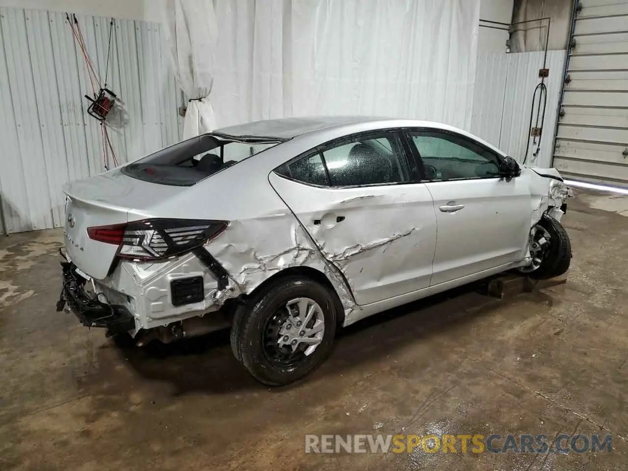3 Photograph of a damaged car 5NPD74LF4LH529950 HYUNDAI ELANTRA 2020