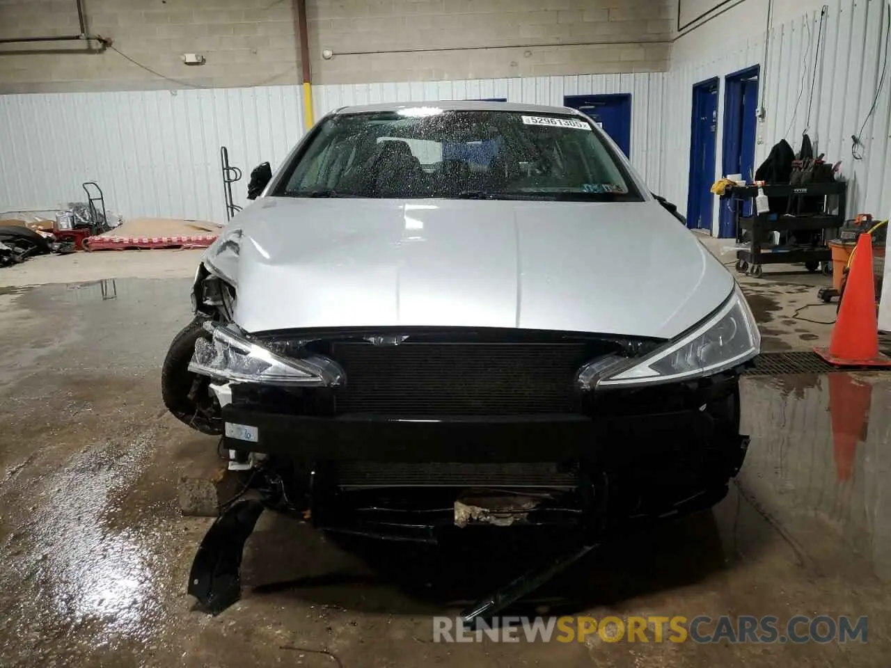 5 Photograph of a damaged car 5NPD74LF4LH529950 HYUNDAI ELANTRA 2020