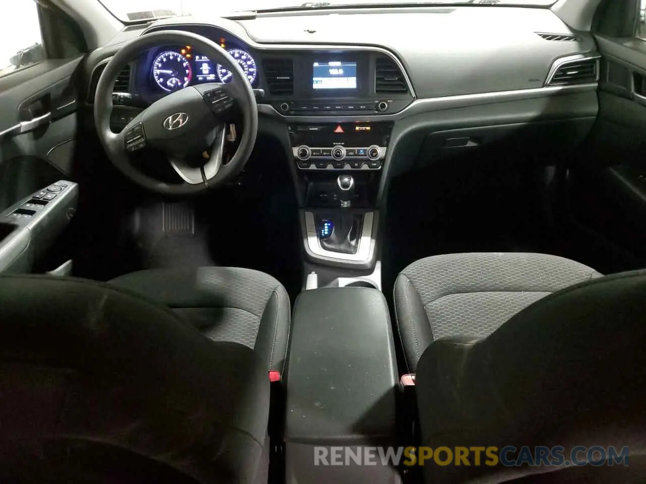 8 Photograph of a damaged car 5NPD74LF4LH529950 HYUNDAI ELANTRA 2020