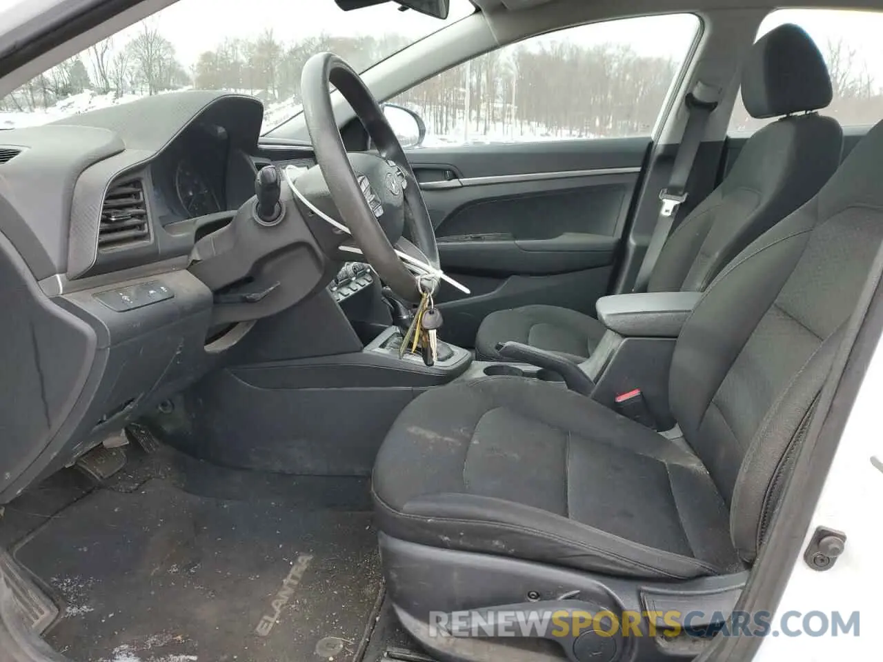 7 Photograph of a damaged car 5NPD74LF4LH575925 HYUNDAI ELANTRA 2020