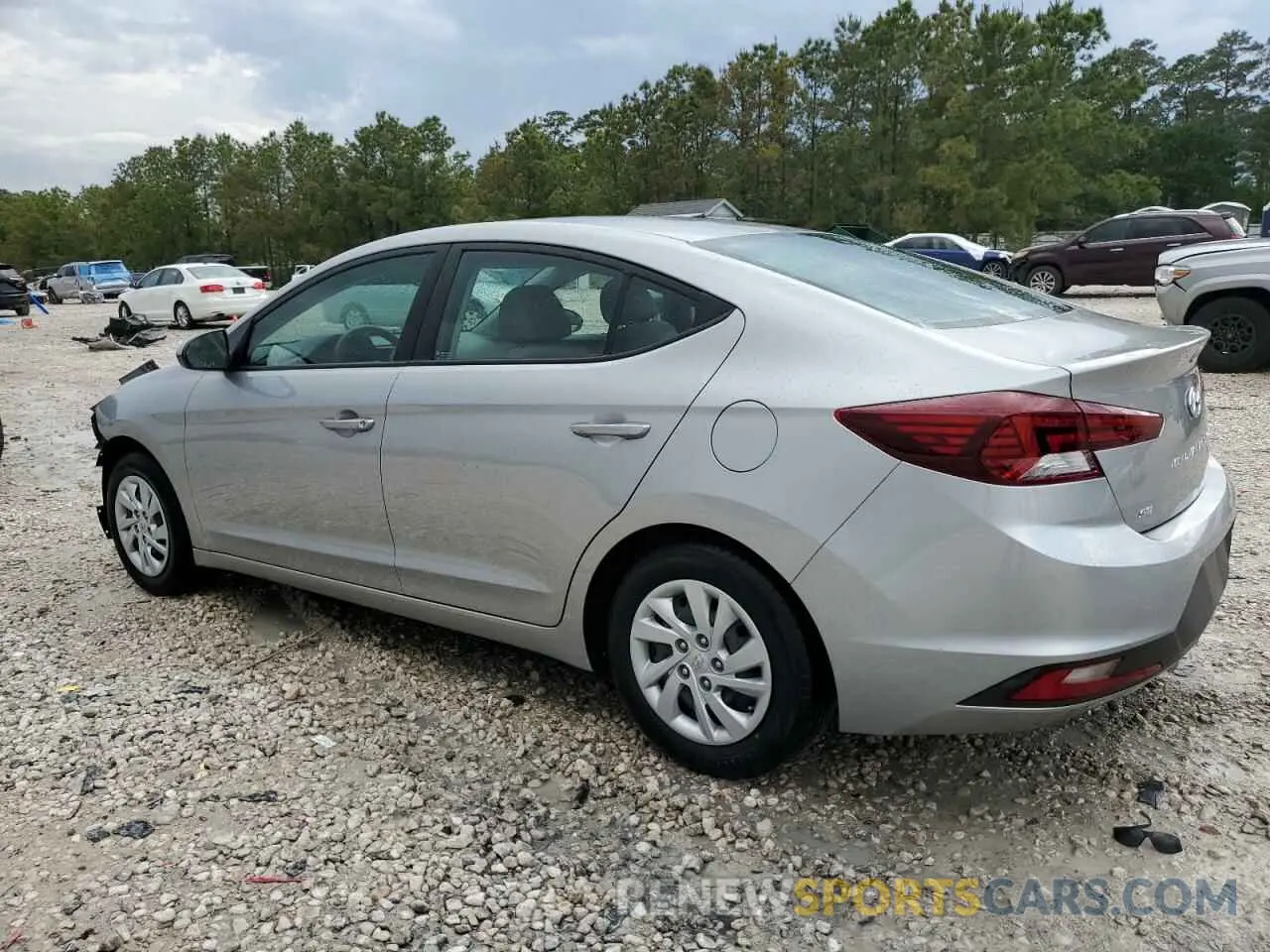 2 Photograph of a damaged car 5NPD74LF4LH615226 HYUNDAI ELANTRA 2020