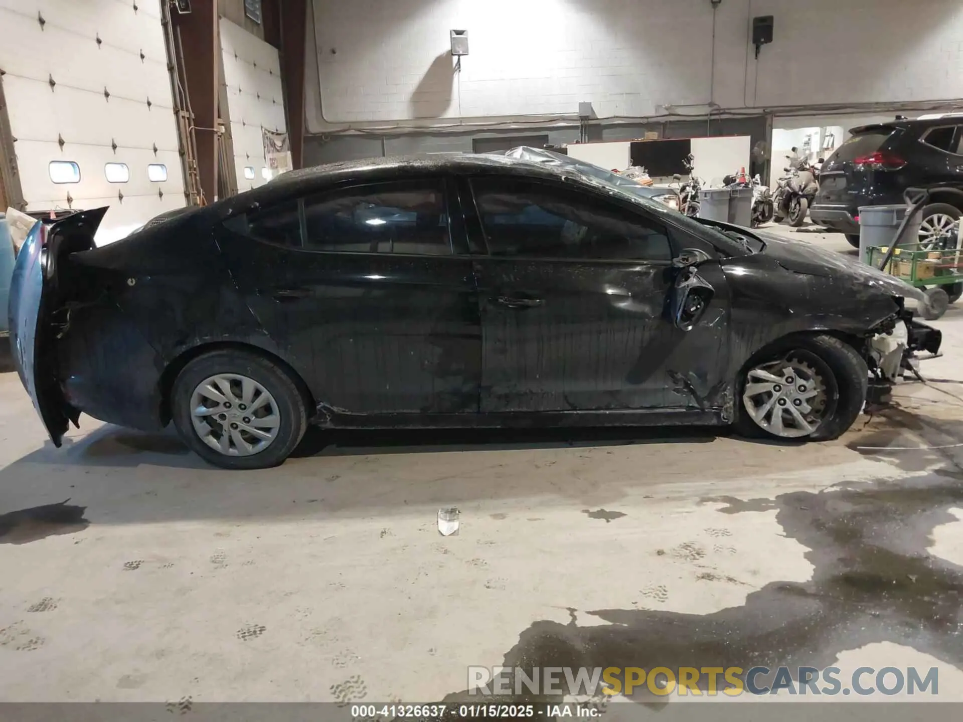 12 Photograph of a damaged car 5NPD74LF5LH515345 HYUNDAI ELANTRA 2020