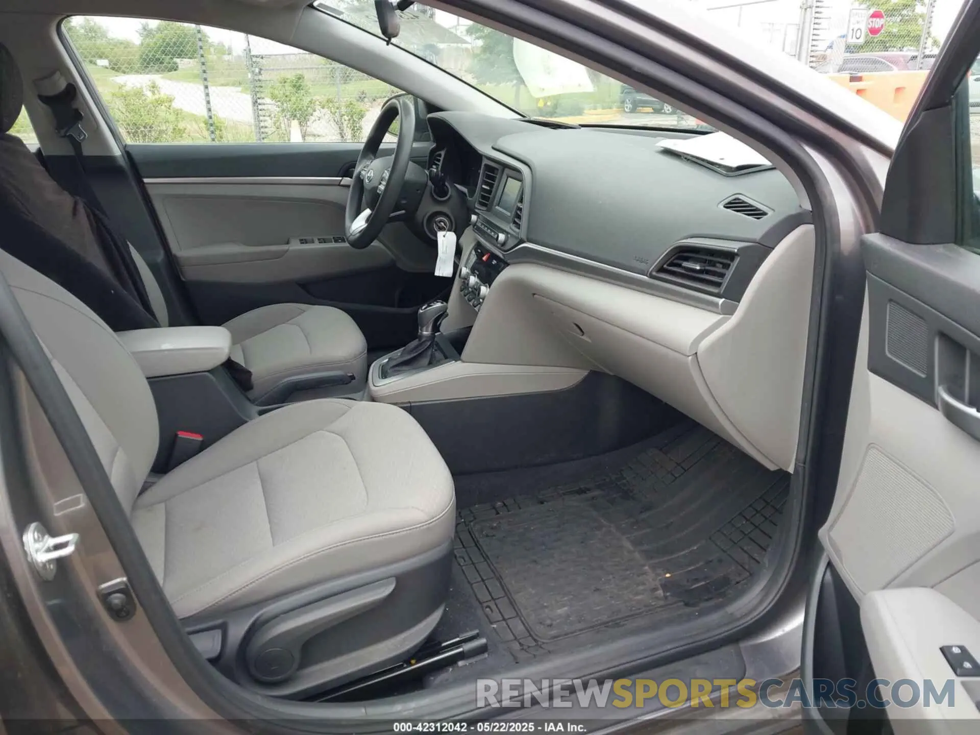 5 Фотография поврежденного автомобиля 5NPD74LF7LH536925 HYUNDAI ELANTRA 2020