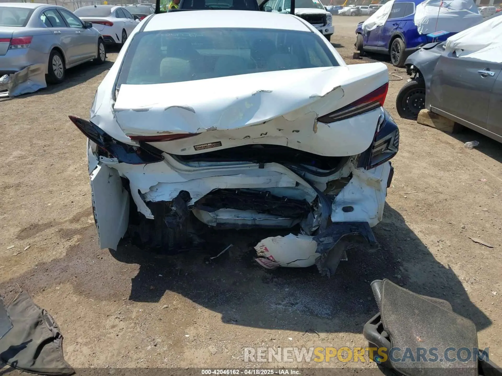 6 Photograph of a damaged car 5NPD74LF8LH519597 HYUNDAI ELANTRA 2020