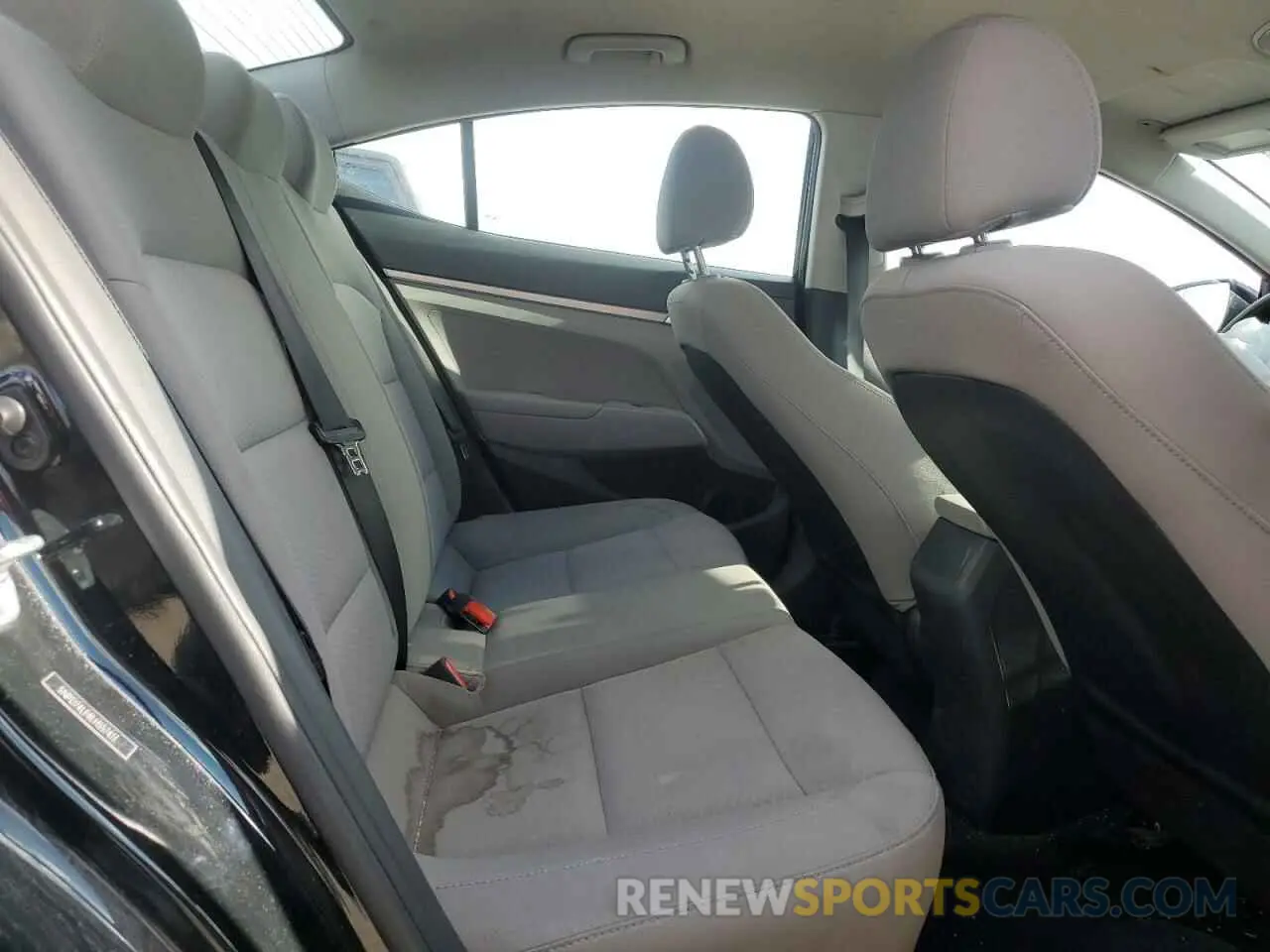 10 Фотография поврежденного автомобиля 5NPD74LF8LH557413 HYUNDAI ELANTRA 2020