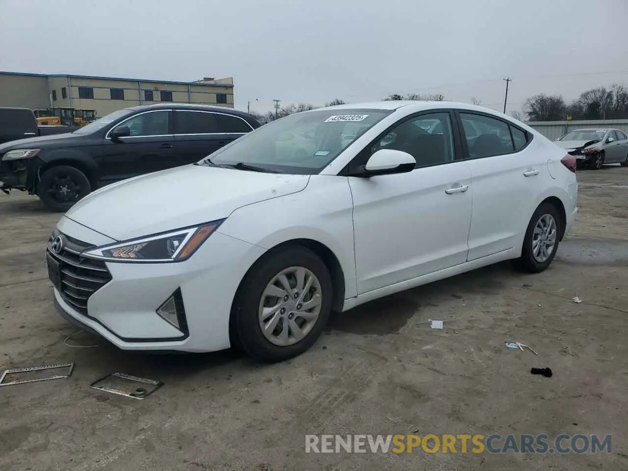1 Photograph of a damaged car 5NPD74LF8LH610661 HYUNDAI ELANTRA 2020