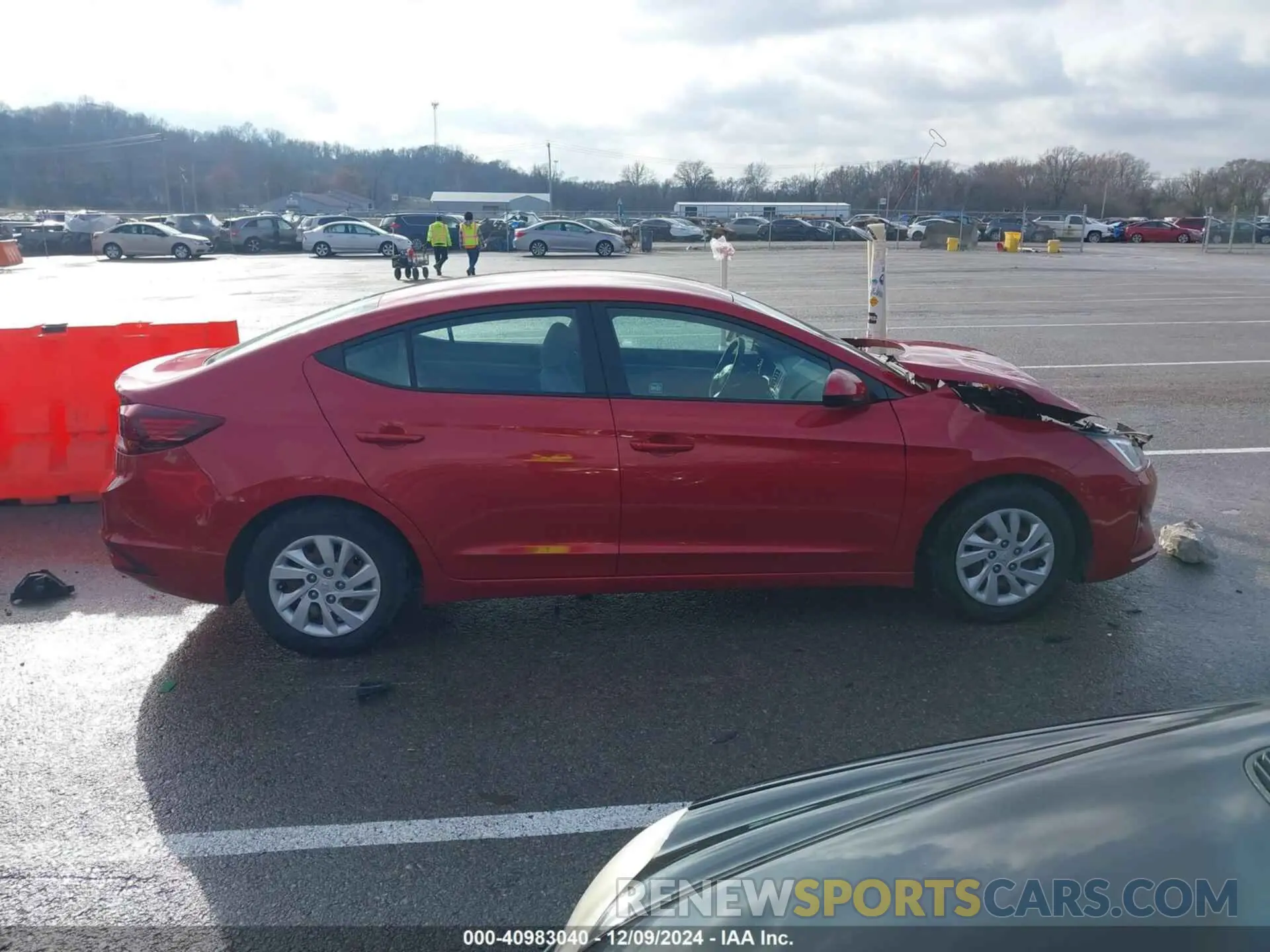 13 Photograph of a damaged car 5NPD74LF9LH536716 HYUNDAI ELANTRA 2020