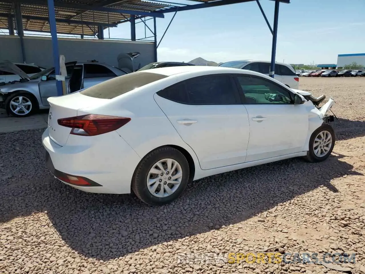3 Photograph of a damaged car 5NPD74LFXLH505233 HYUNDAI ELANTRA 2020