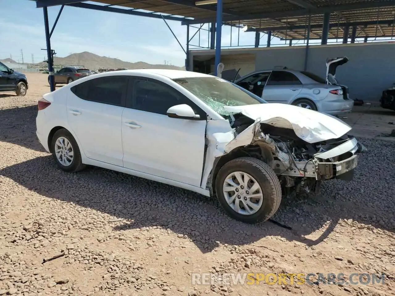 4 Photograph of a damaged car 5NPD74LFXLH505233 HYUNDAI ELANTRA 2020