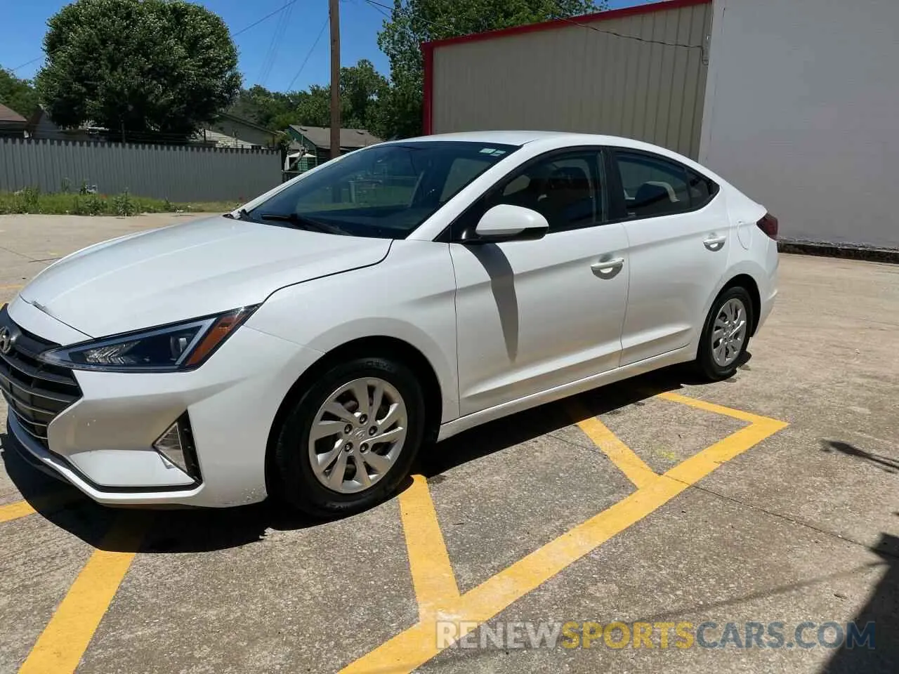 2 Photograph of a damaged car 5NPD74LFXLH609740 HYUNDAI ELANTRA 2020