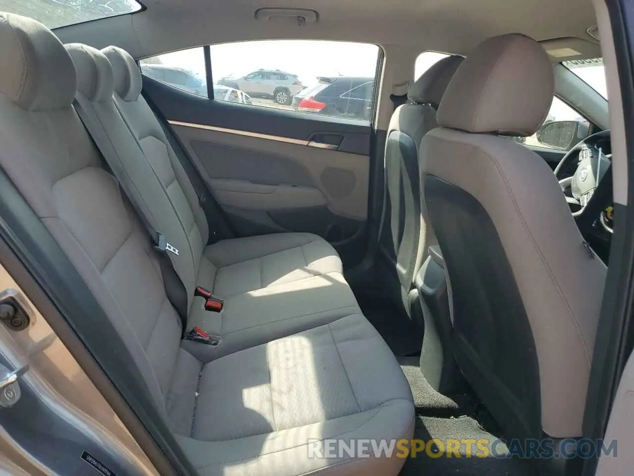 11 Photograph of a damaged car 5NPD84LF0LH499164 HYUNDAI ELANTRA 2020