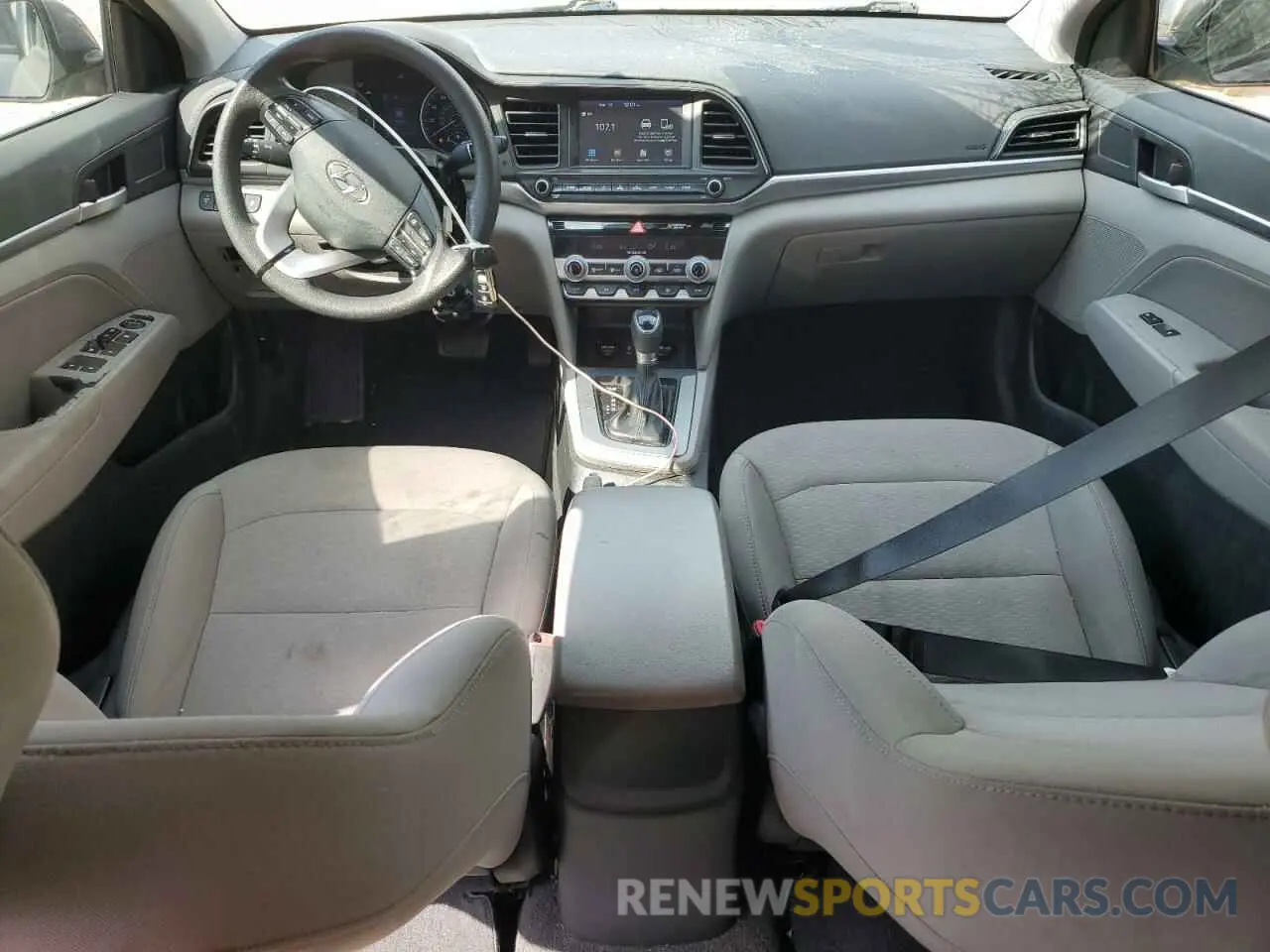 8 Photograph of a damaged car 5NPD84LF0LH499164 HYUNDAI ELANTRA 2020