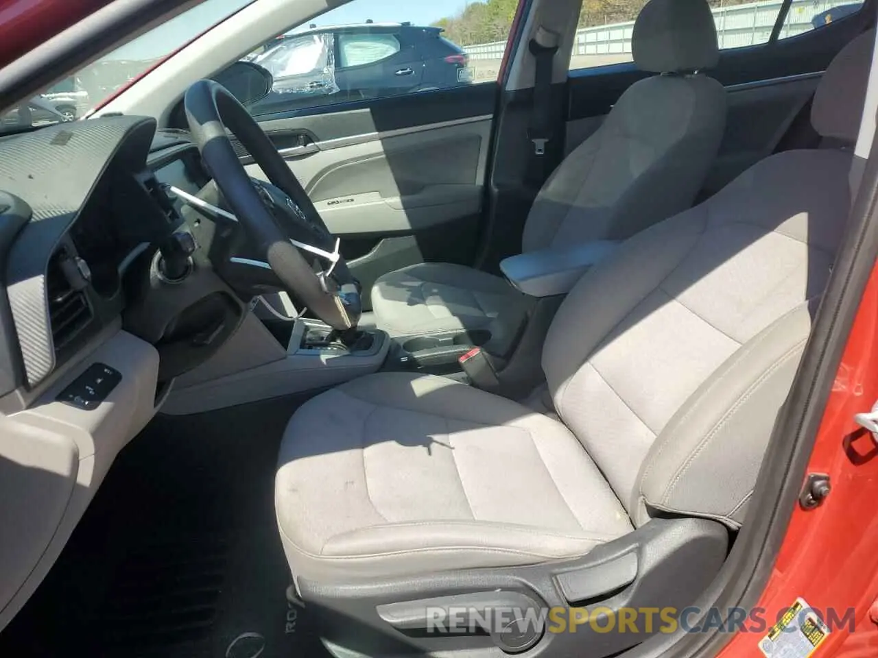 7 Фотография поврежденного автомобиля 5NPD84LF0LH510423 HYUNDAI ELANTRA 2020