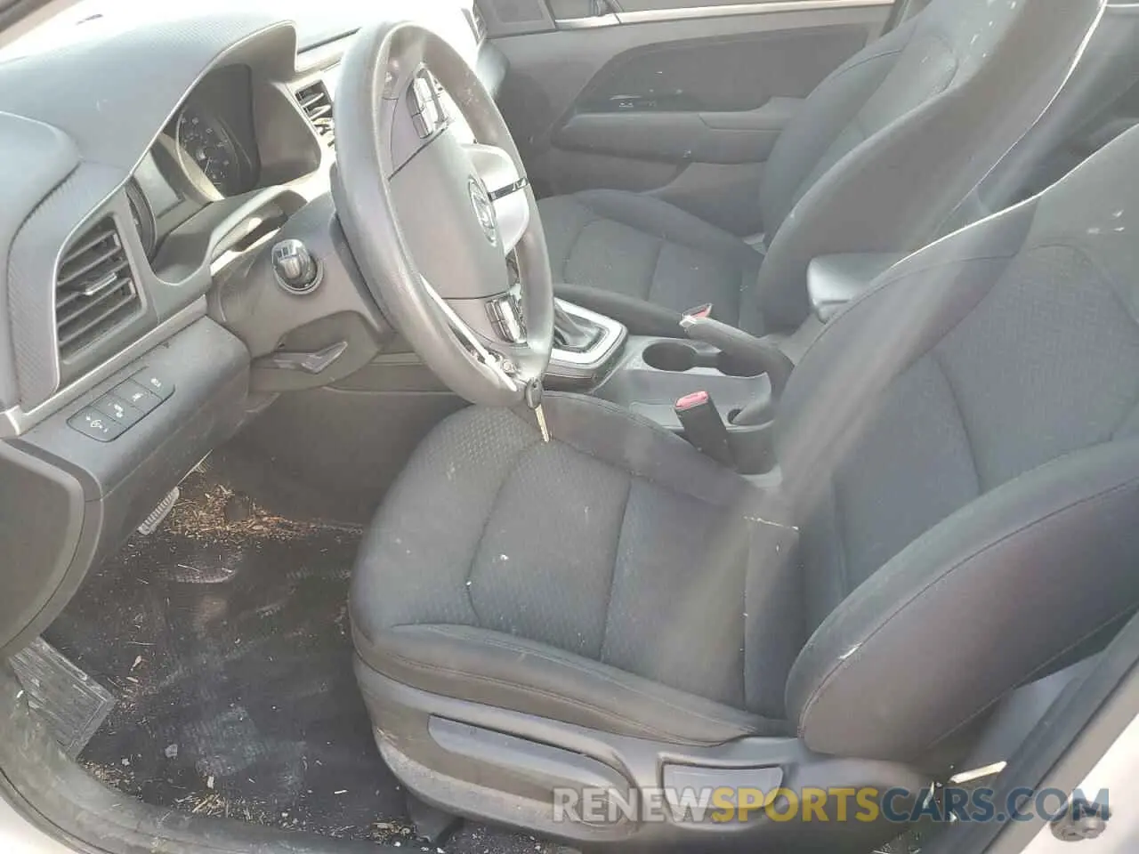 7 Фотография поврежденного автомобиля 5NPD84LF0LH518571 HYUNDAI ELANTRA 2020
